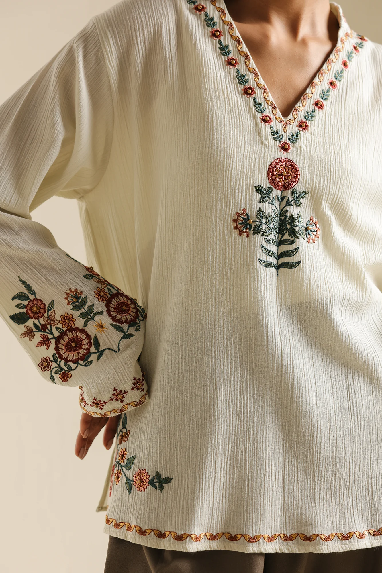 EMBROIDERED SHIRT (E0744/119/004) - Image 6
