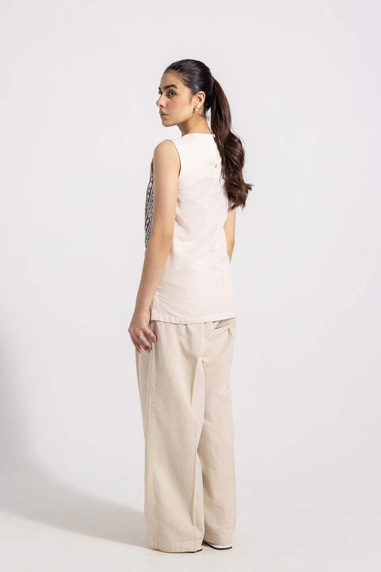 EMBROIDERED KURTI (E0026/119/005) - Image 5