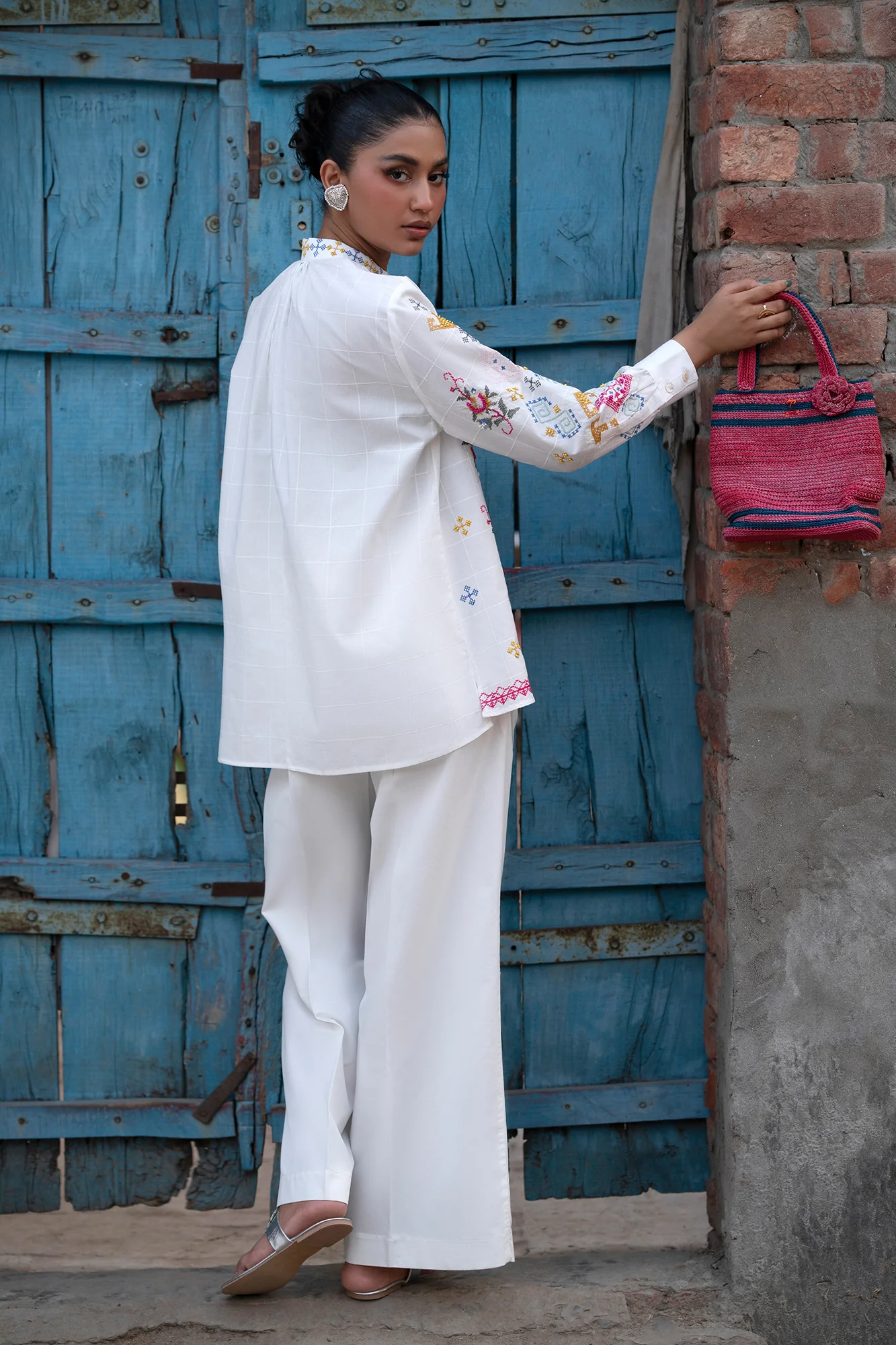 EMBROIDERED KURTI (S2E0493/119/001) - Image 3