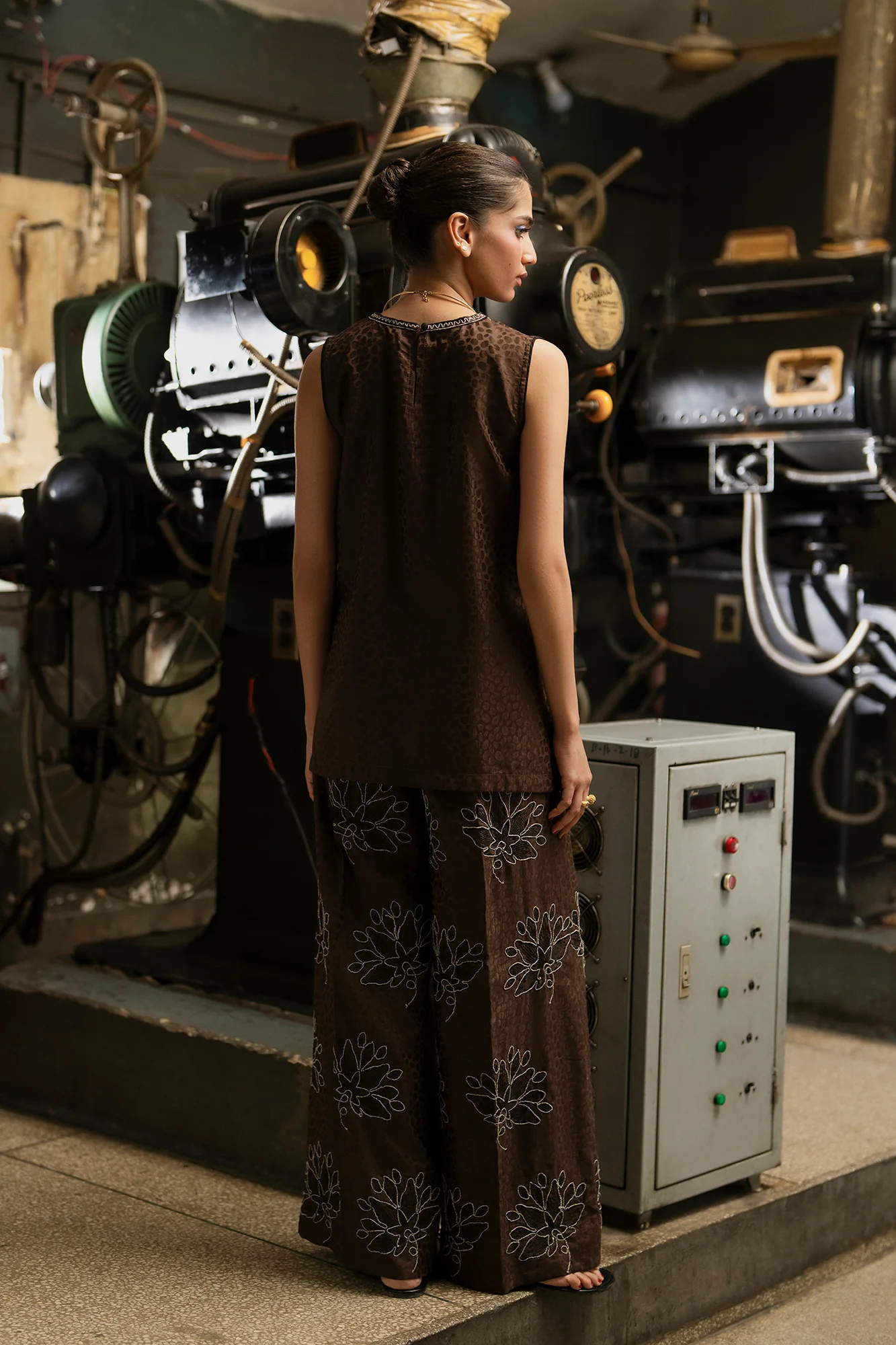 EMBROIDERED SUIT (E0619/119/116) - Image 3