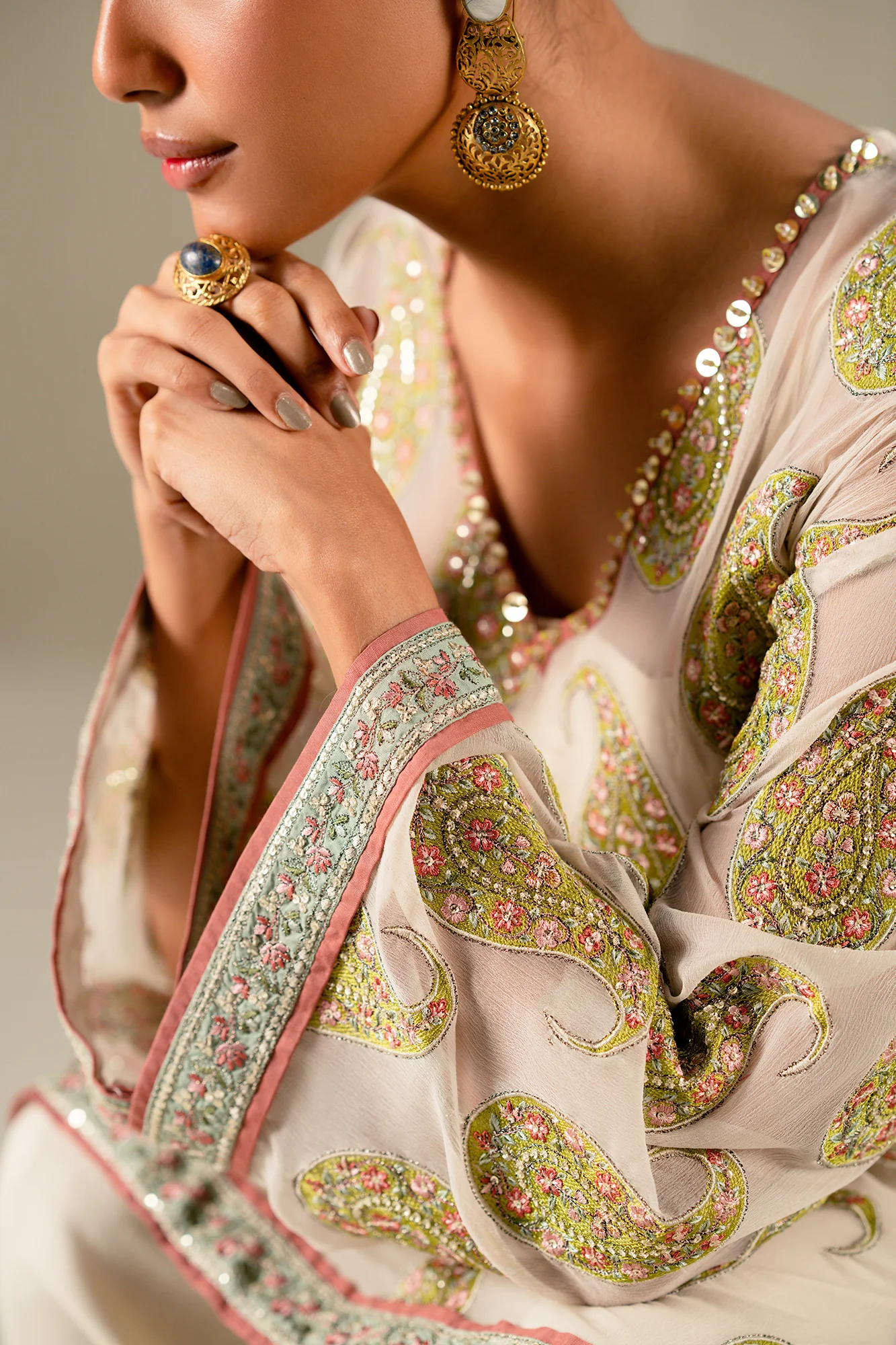 EMBROIDERED SUIT (E0728/104/005) - Image 9