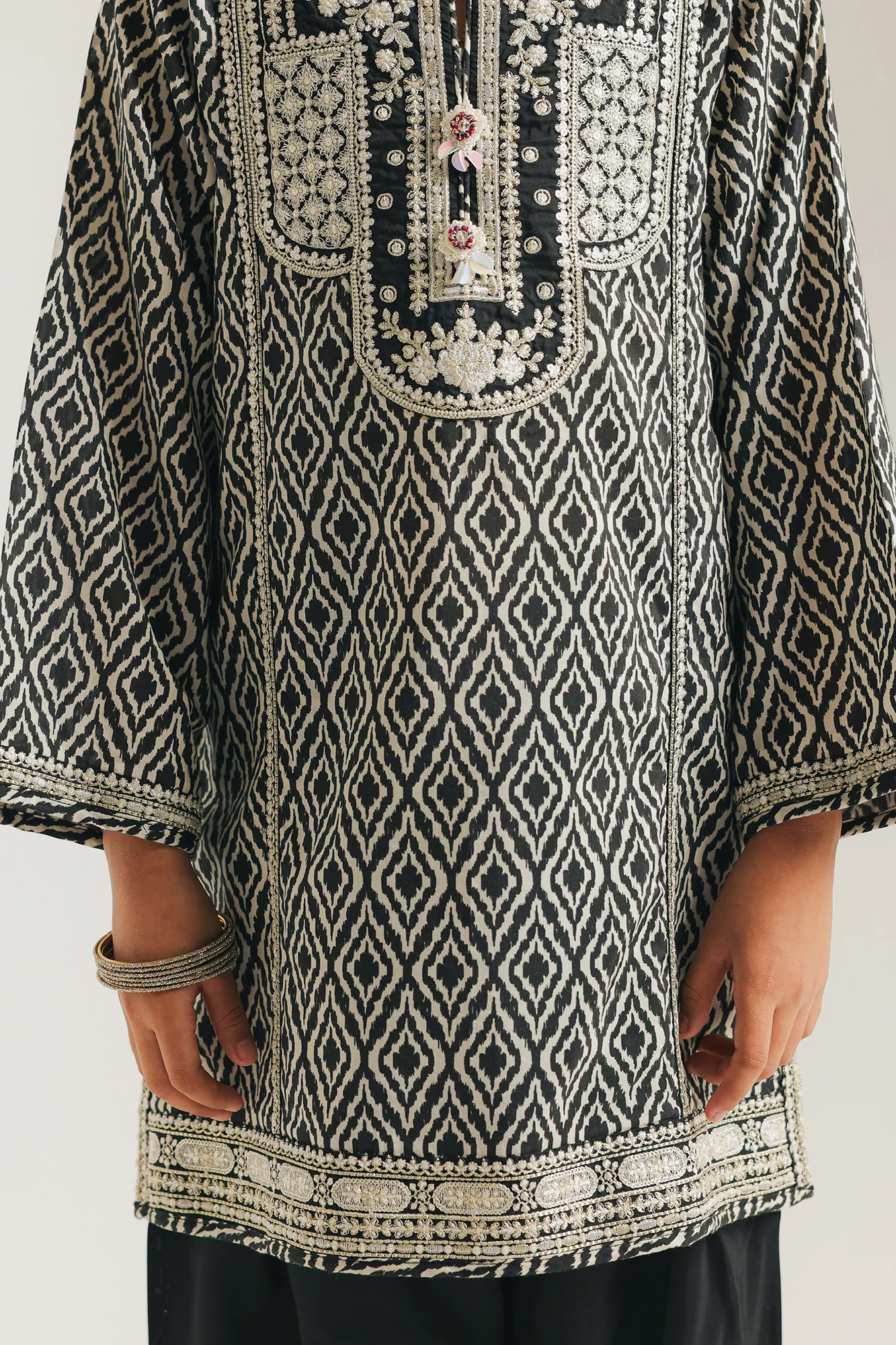 EMBROIDERED SUIT (E0861/404/902 E0861/304/902) - Image 4