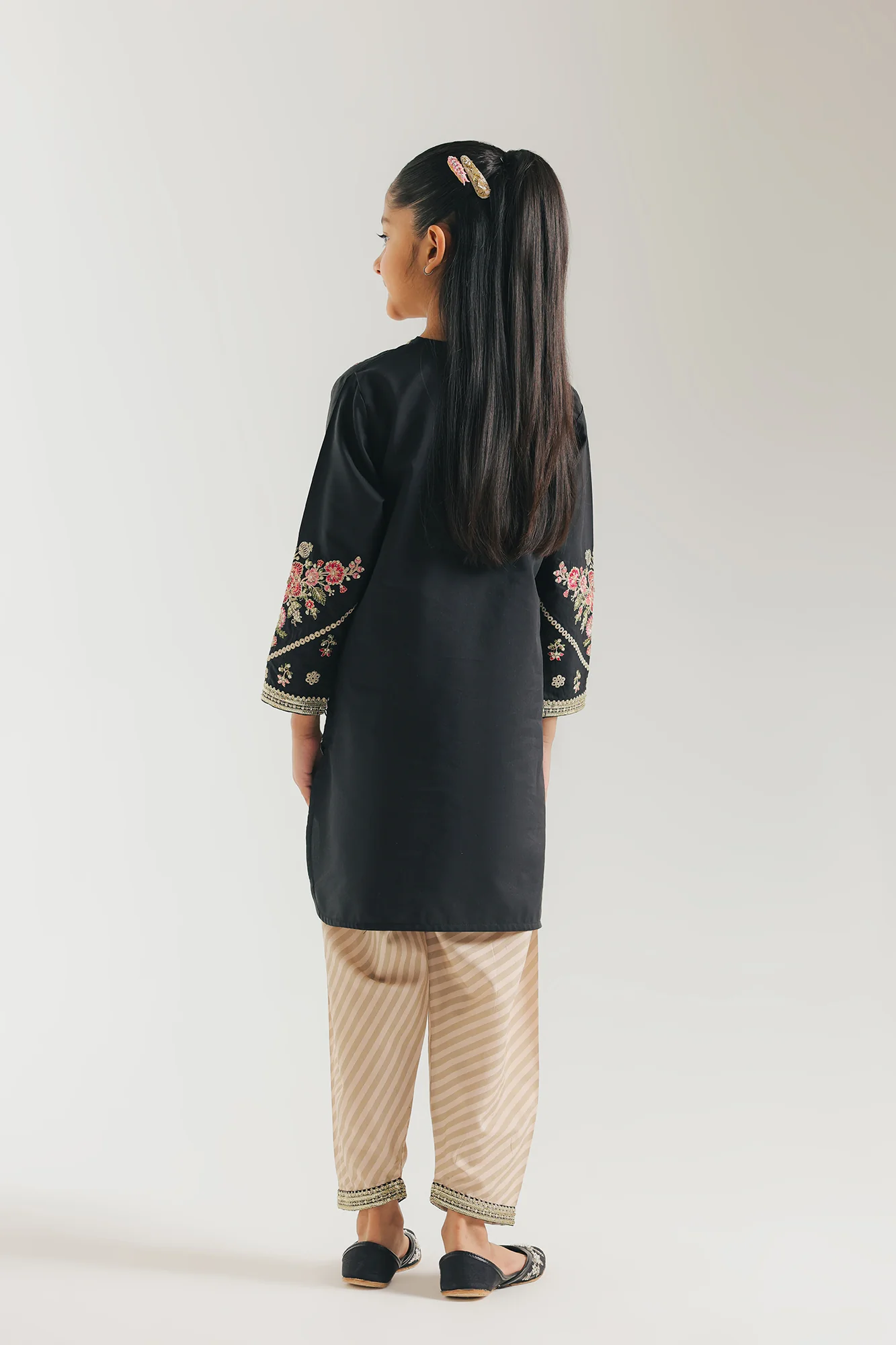 EMBROIDERED SUIT (E0924/404/901 E0924/304/901) - Image 3