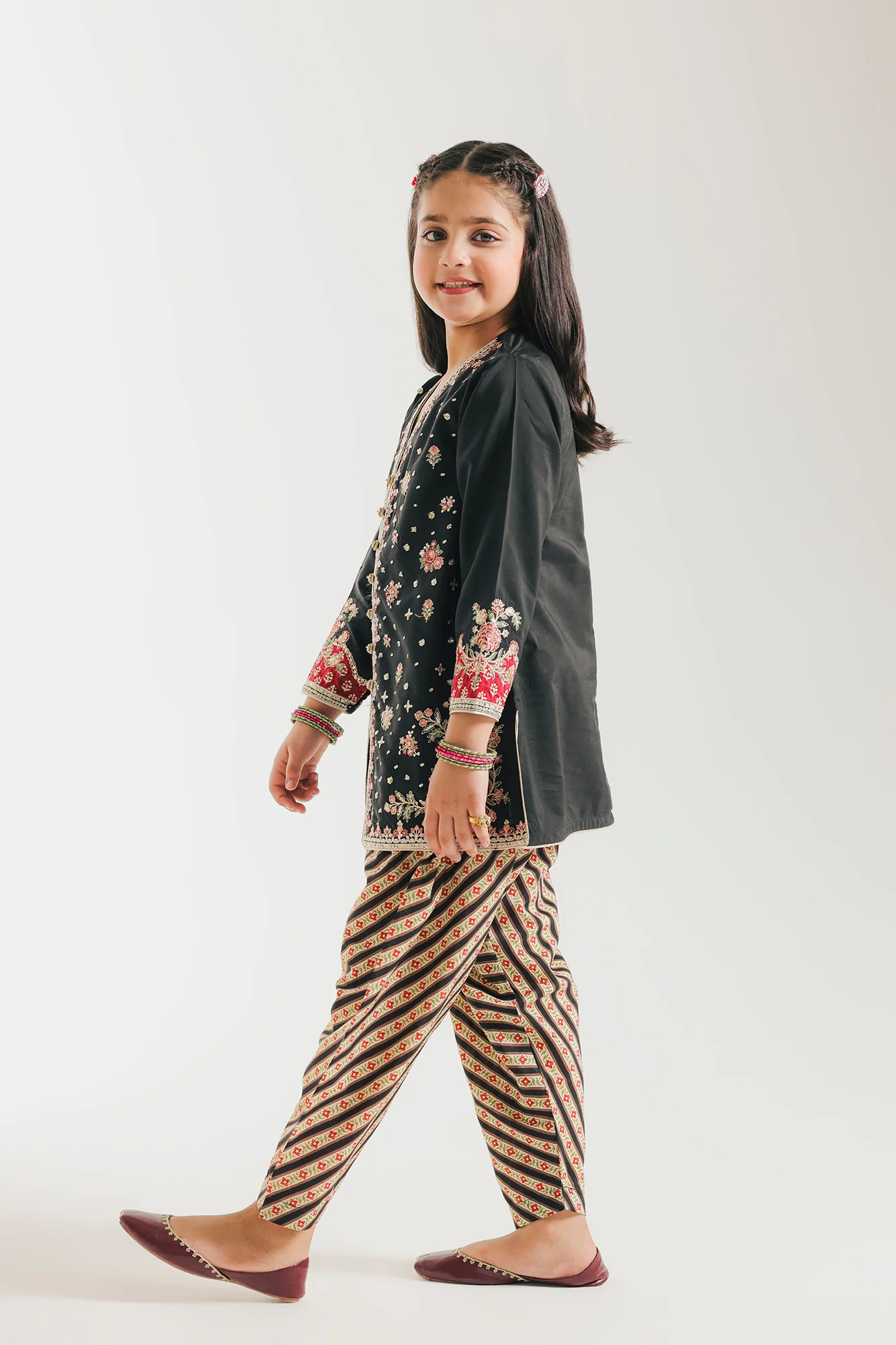 EMBROIDERED SUIT (E0930/404/902 E0930/304/902) - Image 4