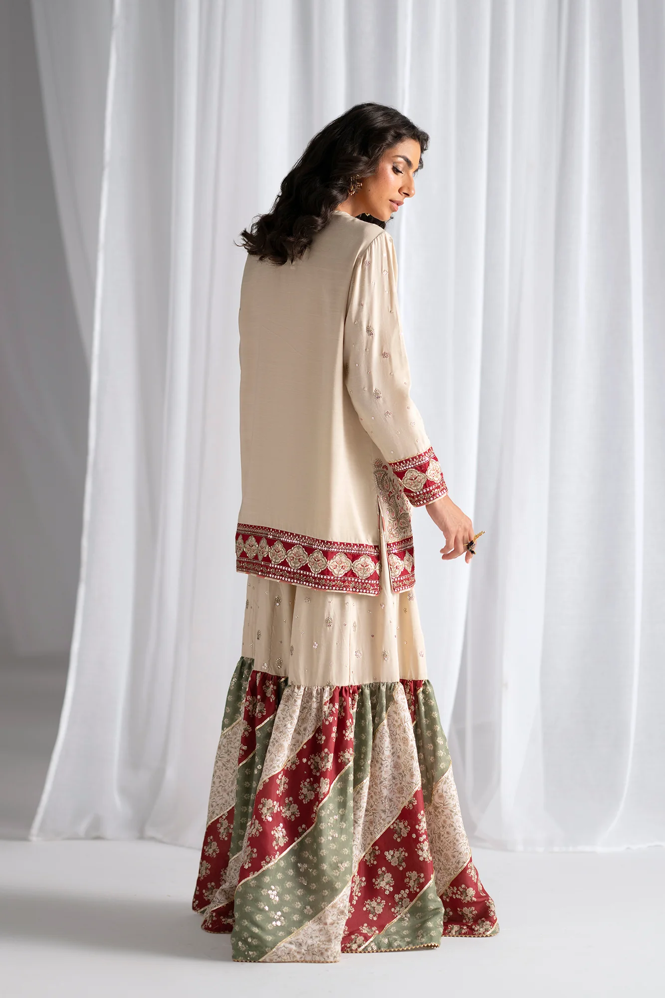 EMBROIDERED SUIT (E0967/104/006) - Image 3