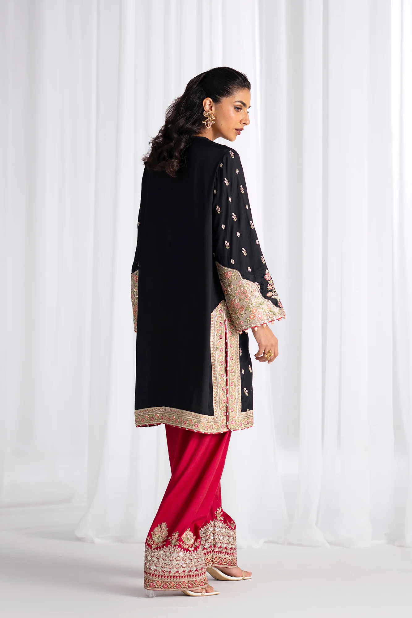 EMBROIDERED SUIT (E0970/104/901) - Image 4