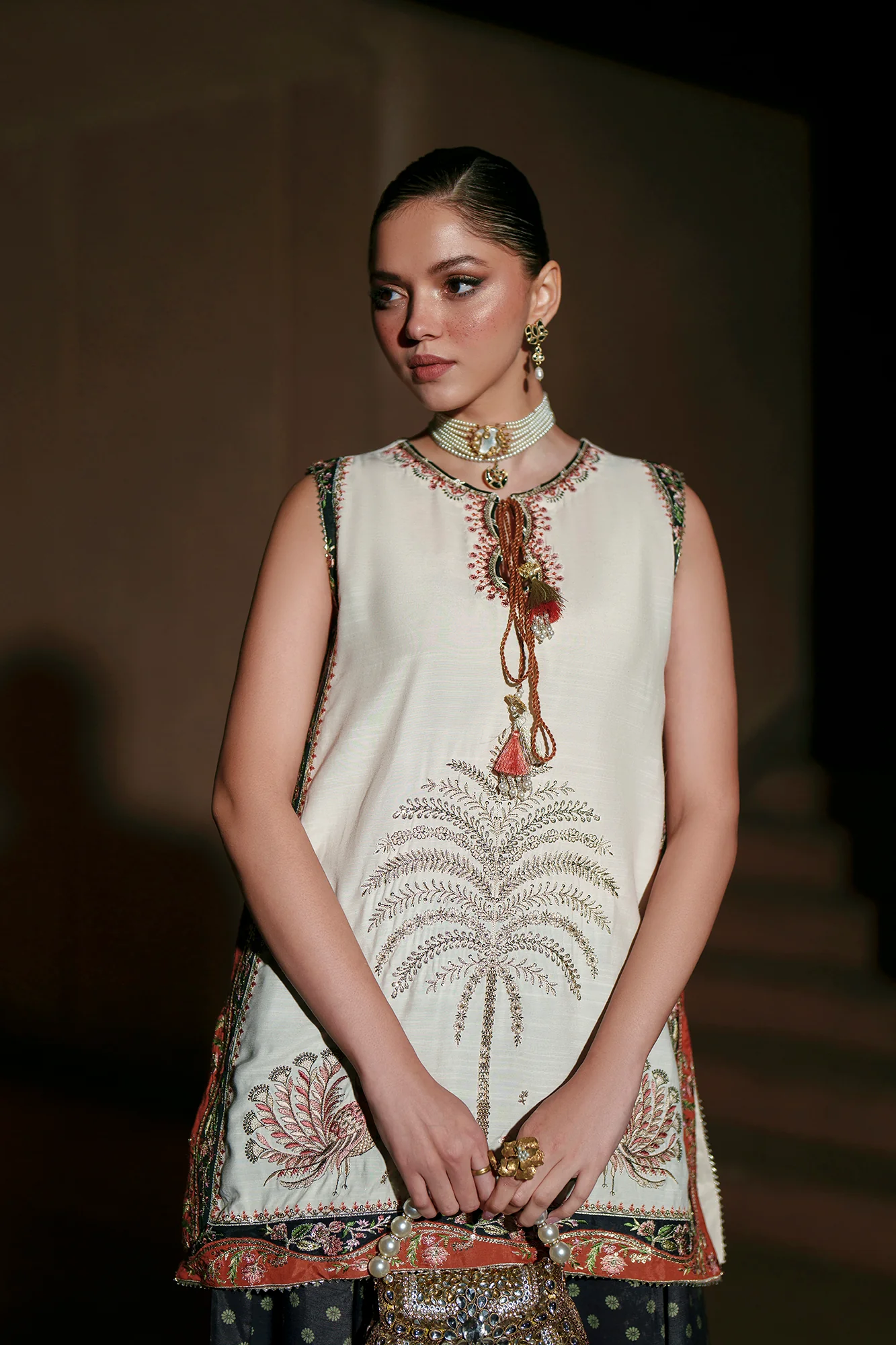 EMBROIDERED SUIT (E1028/104/002) - Image 5