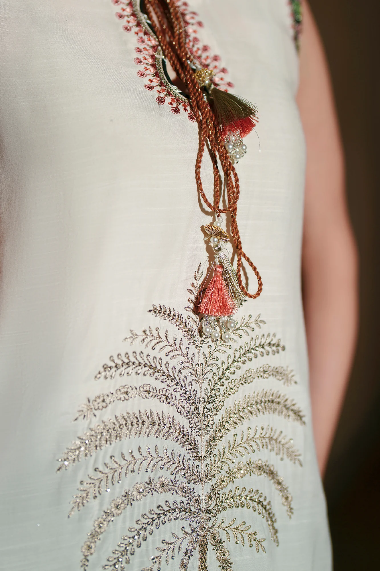 EMBROIDERED SUIT (E1028/104/002) - Image 7