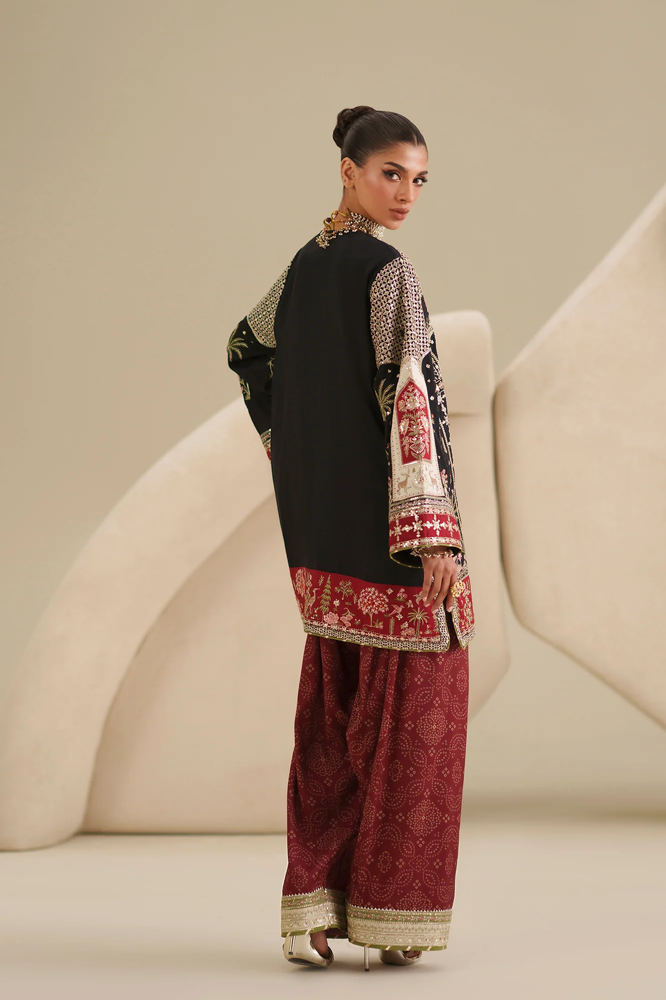 EMBROIDERED SUIT (E1080/104/902) - Image 4