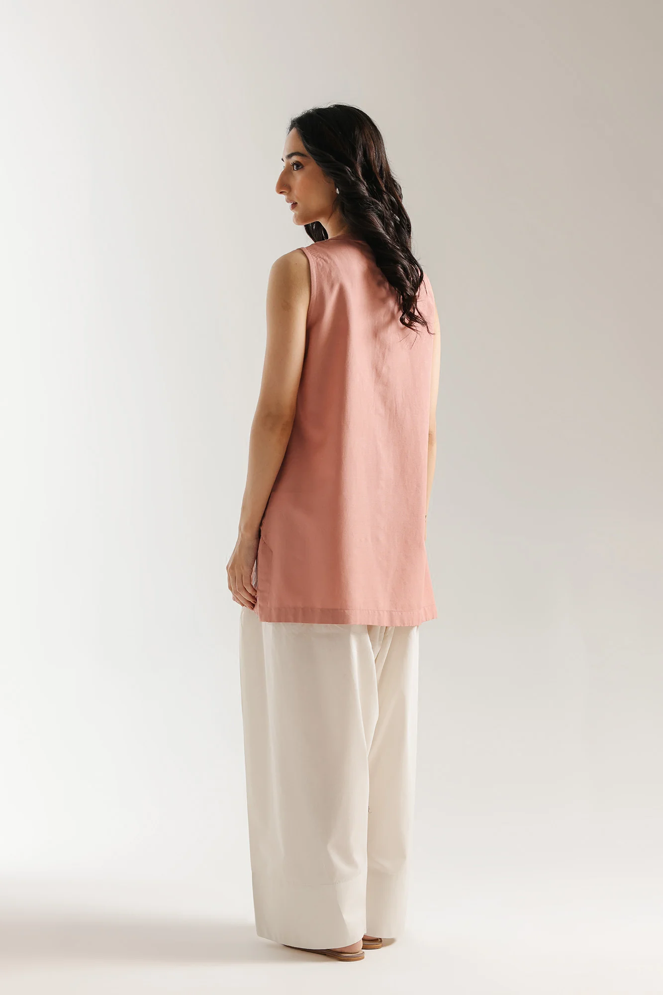 EMBROIDERED KURTI (E7905/102/425) - Image 4