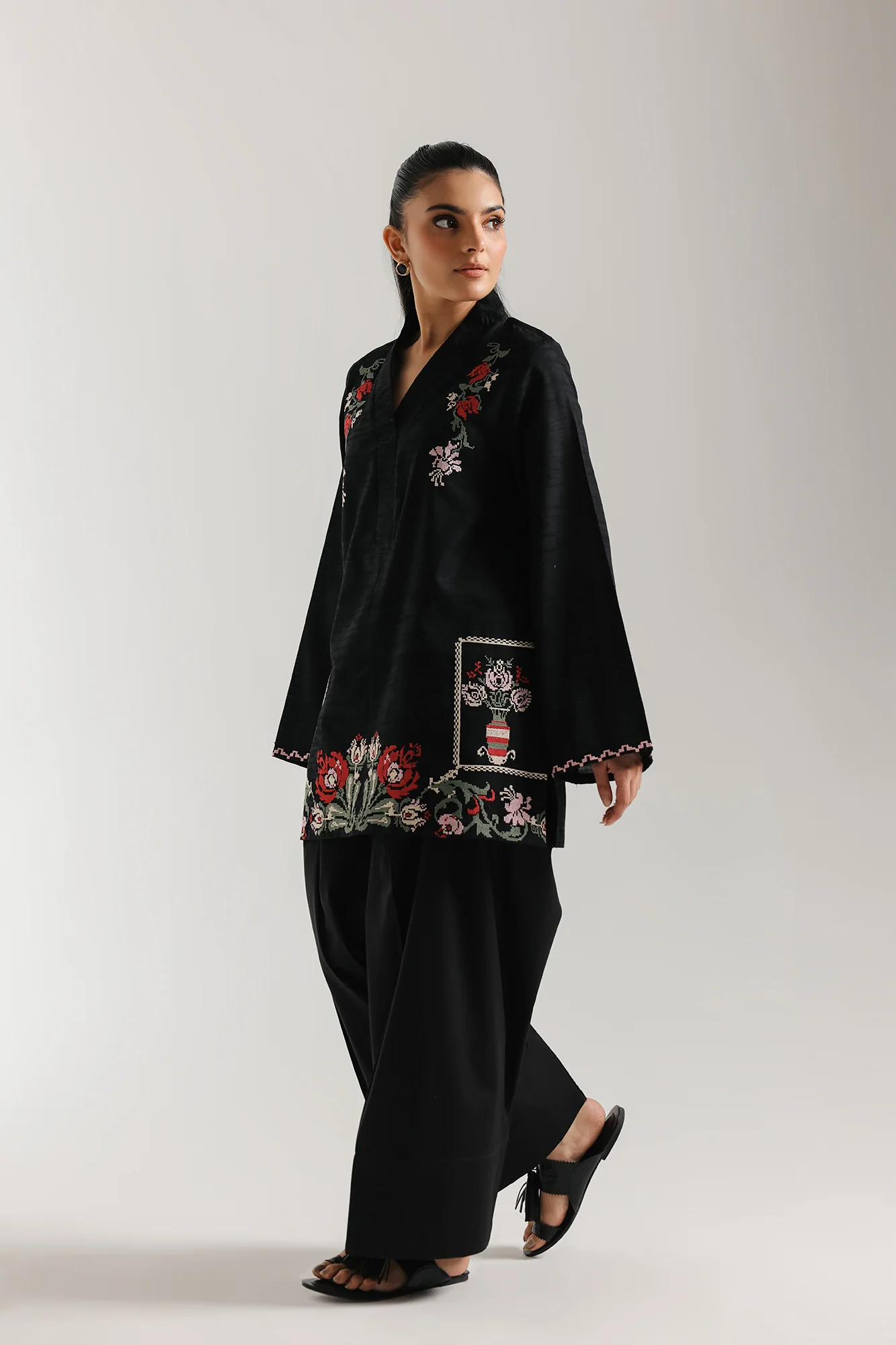 EMBROIDERED KURTI (E7920/102/902) - Image 3