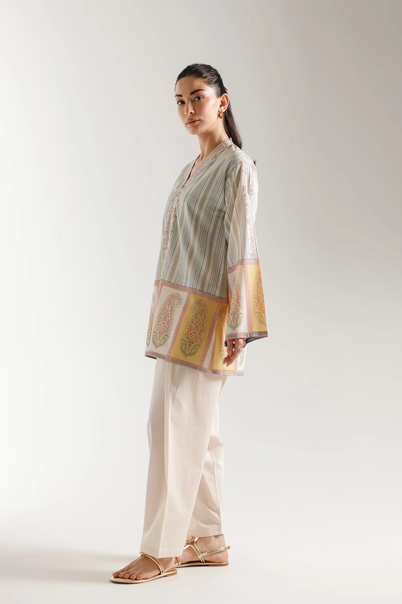 PRINTED KURTI (E8374/102/005) - Image 3