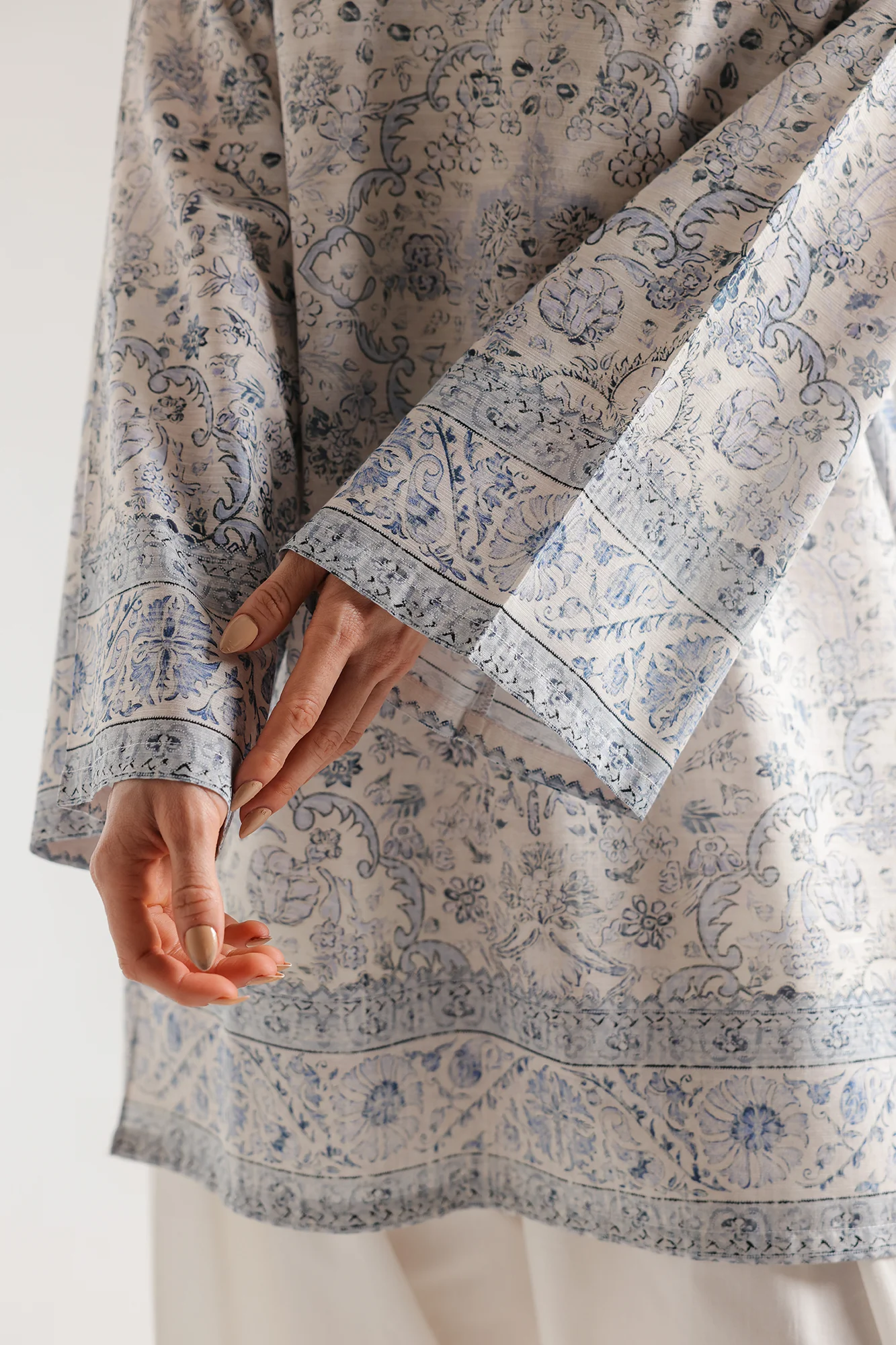 PRINTED KURTI (E8378/102/002) - Image 6