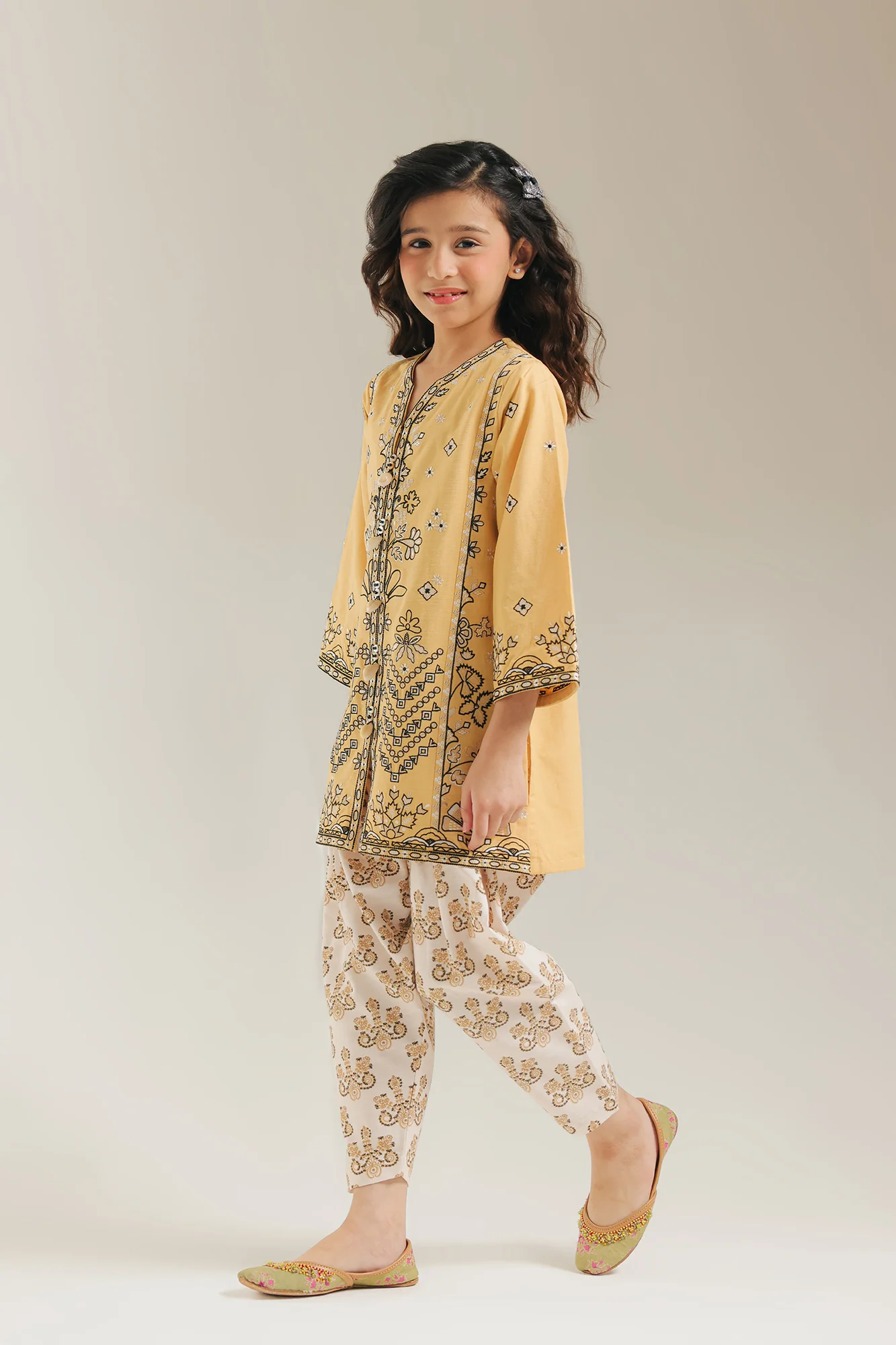 EMBROIDERED SUIT (E1355/402/225 E1355/302/225) - Image 2