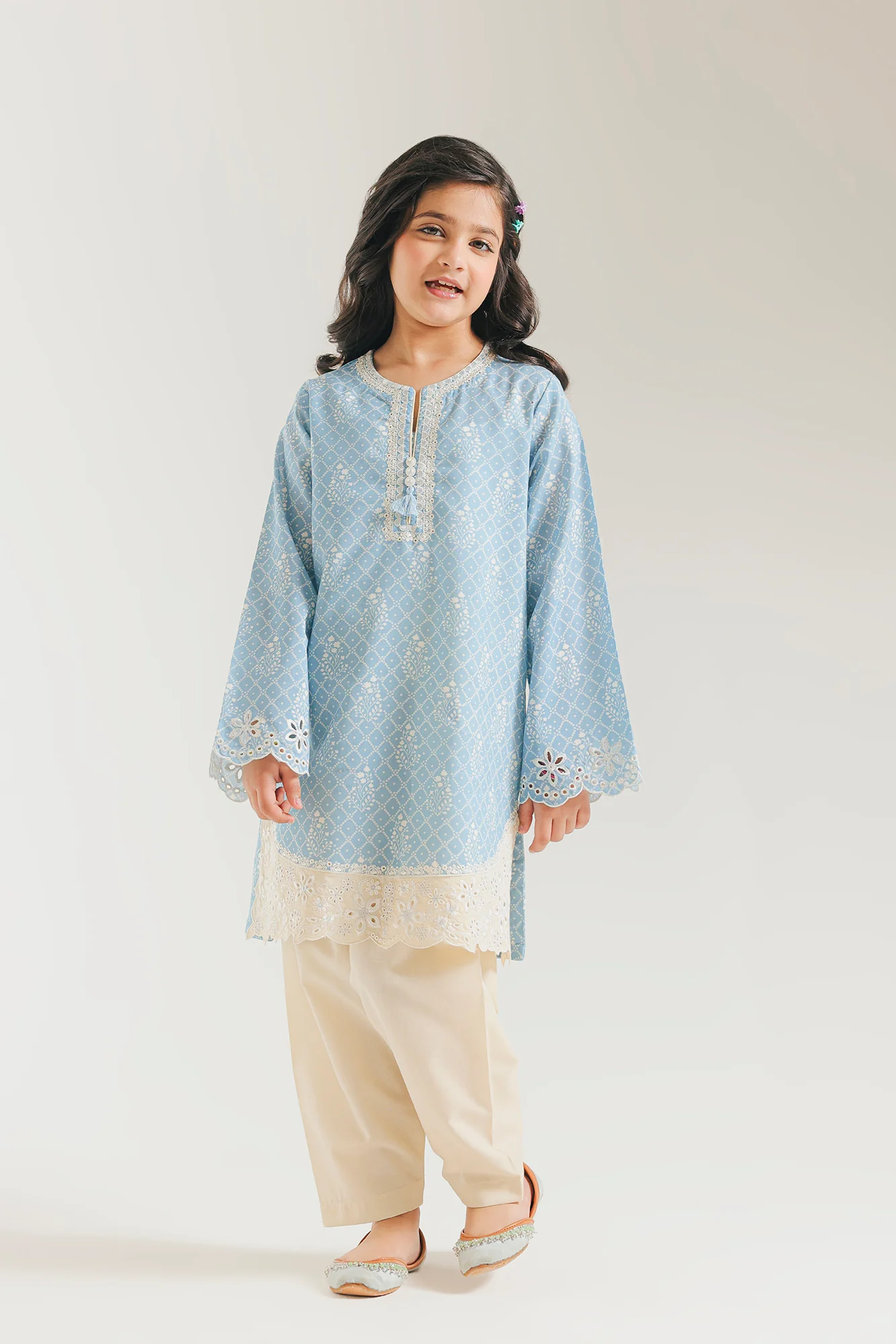 EMBROIDERED SUIT (E1526/402/721 E1526/302/721) - Image 3
