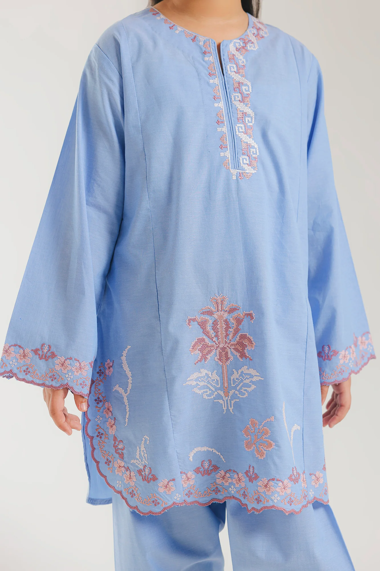 EMBROIDERED SUIT (E1528/402/636 E1528/302/636) - Image 4