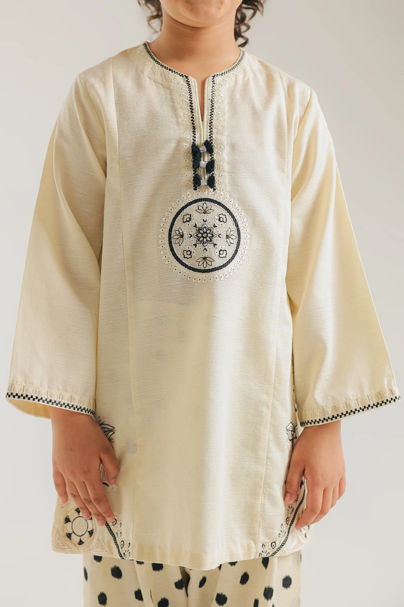 EMBROIDERED SUIT (E1559/402/002 E1559/302/002) - Image 5