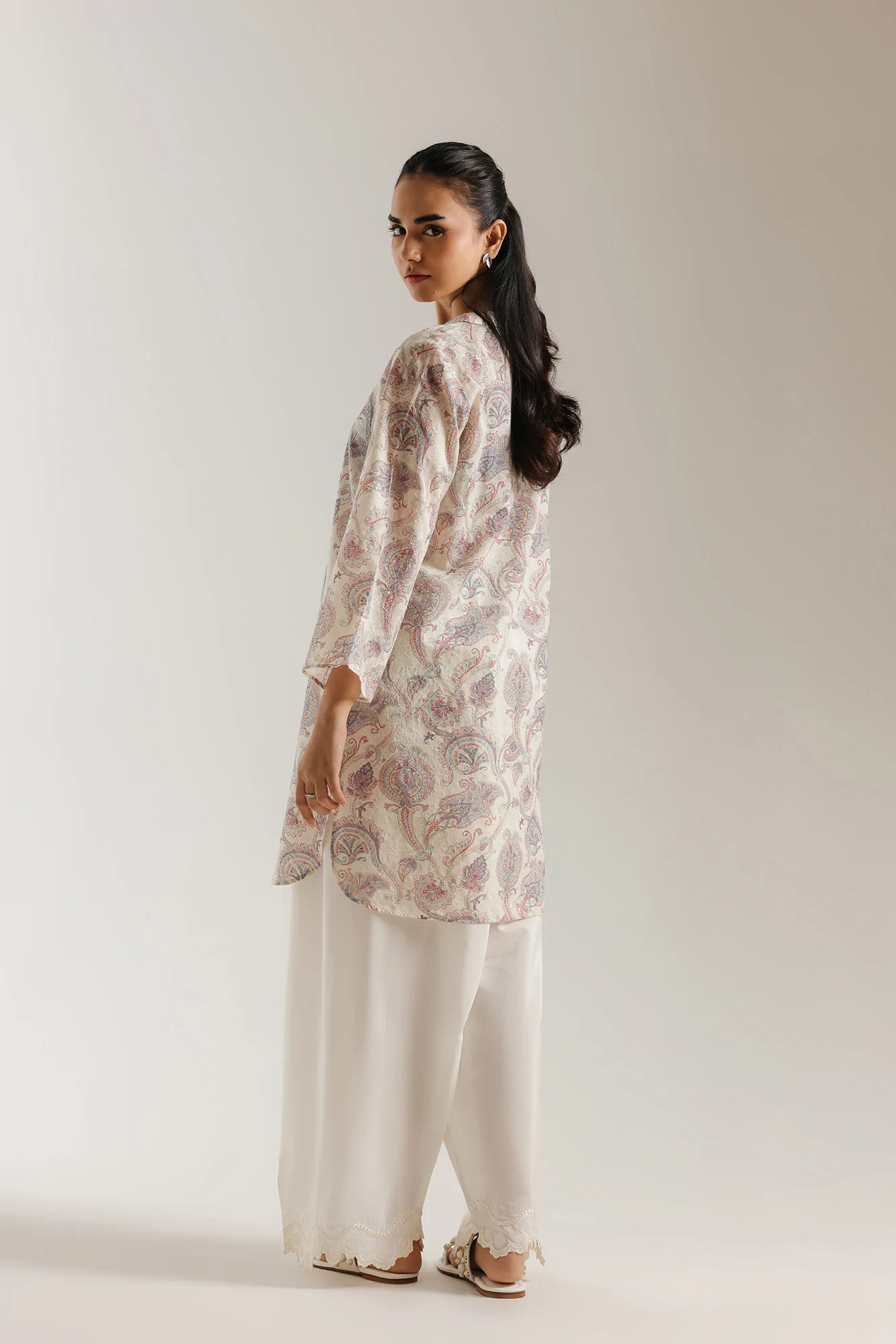 EMBROIDERED SUIT (E7676/102/002) - Image 4