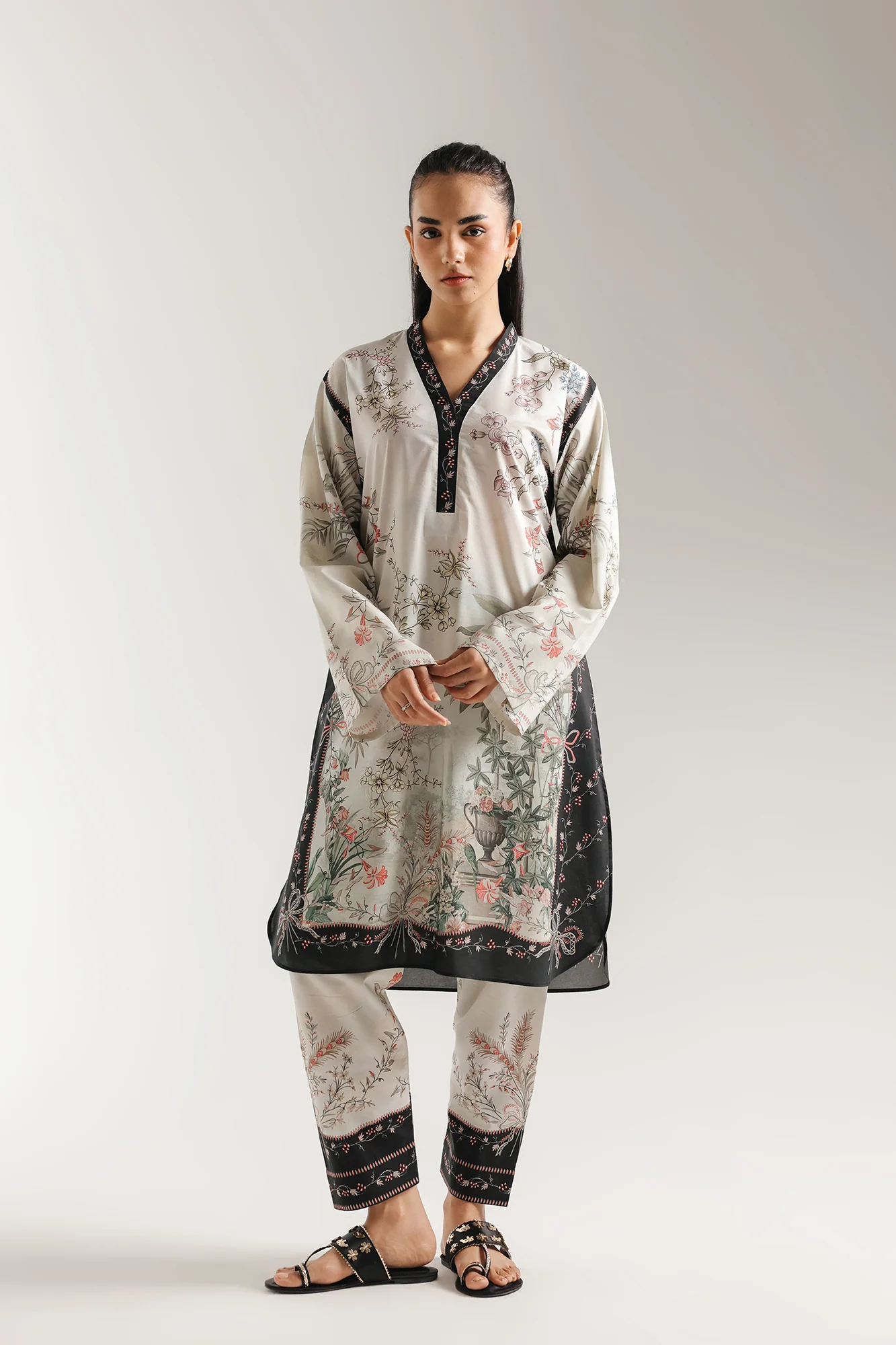 PRINTED SUIT (E8025/102/005) - Image 2