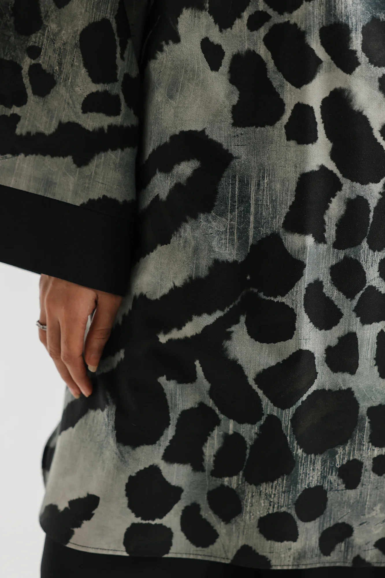 PRINTED SUIT (E8069/102/902) - Image 6