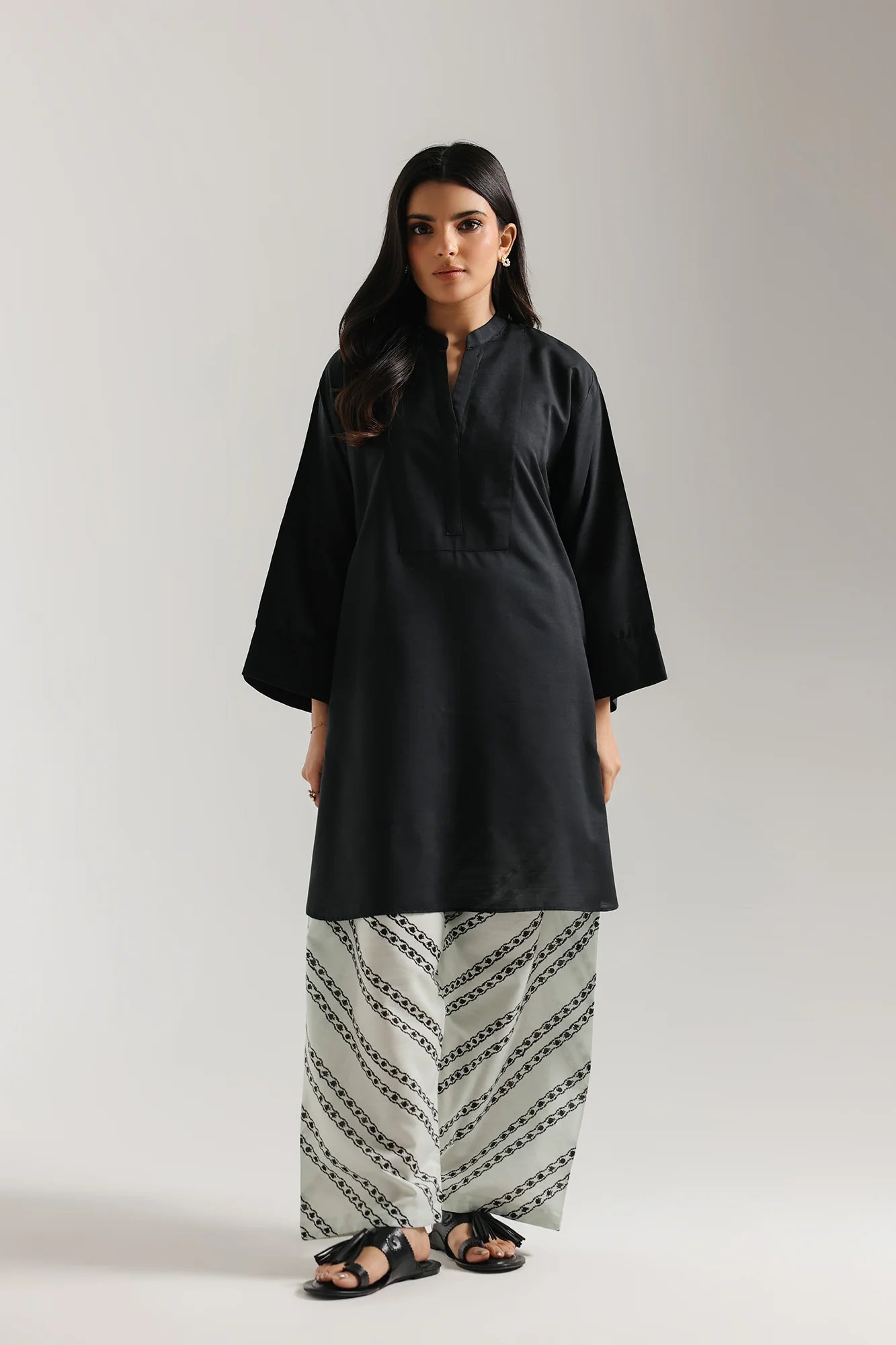 PRINTED SUIT (E8377/102/902) - Image 2