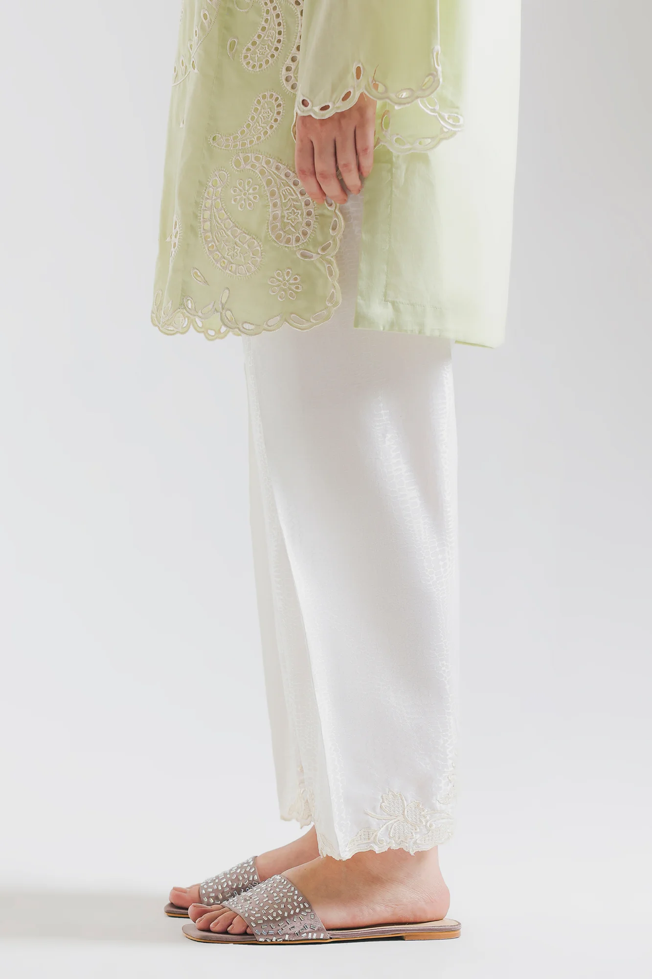 TROUSER (E7053/102/001) - Image 3