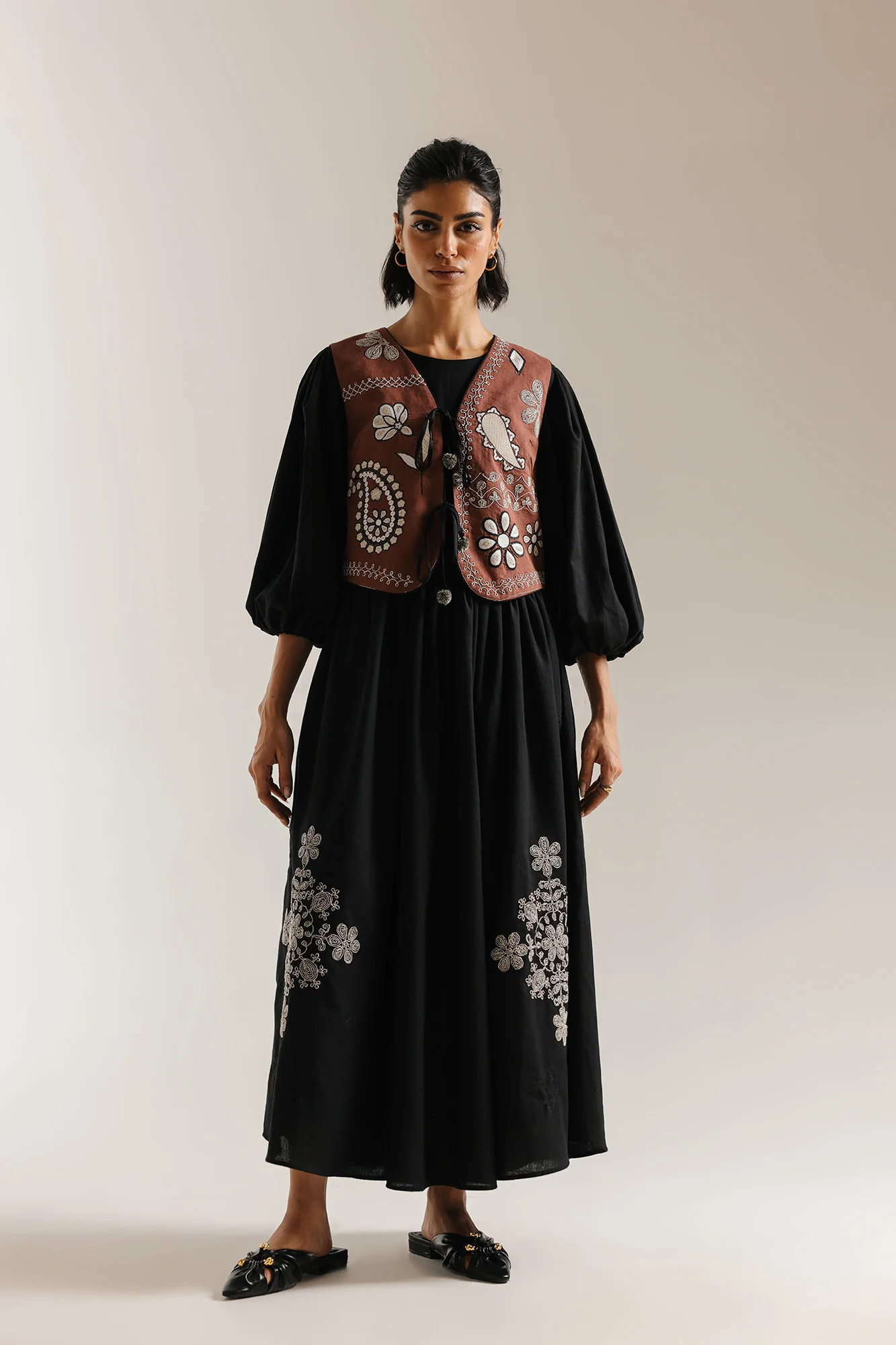 EMBROIDERED DRESS (E1013/101/901) - Image 2