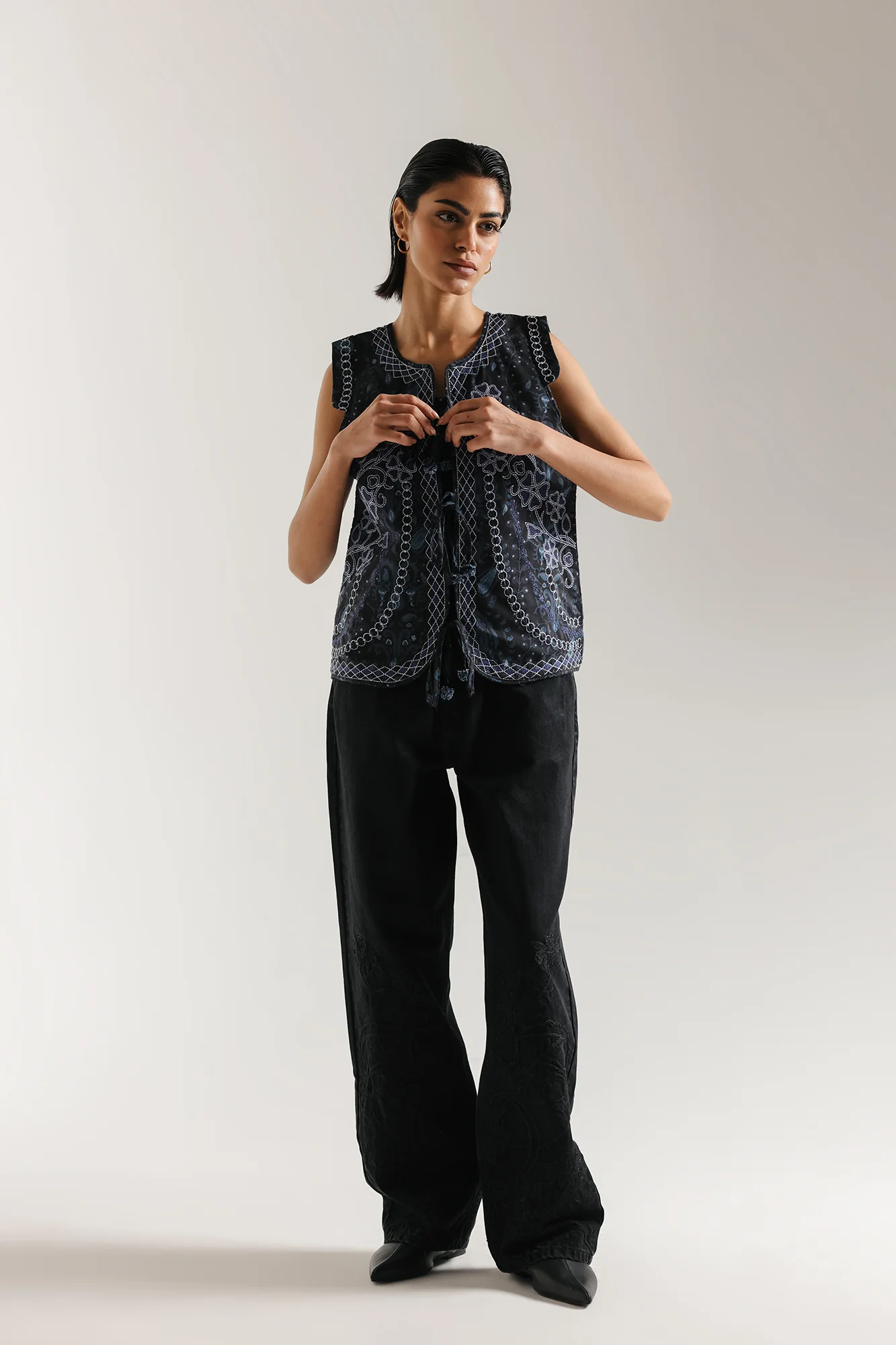EMBROIDERED WAIST COAT (E1049/101/902) - Image 2