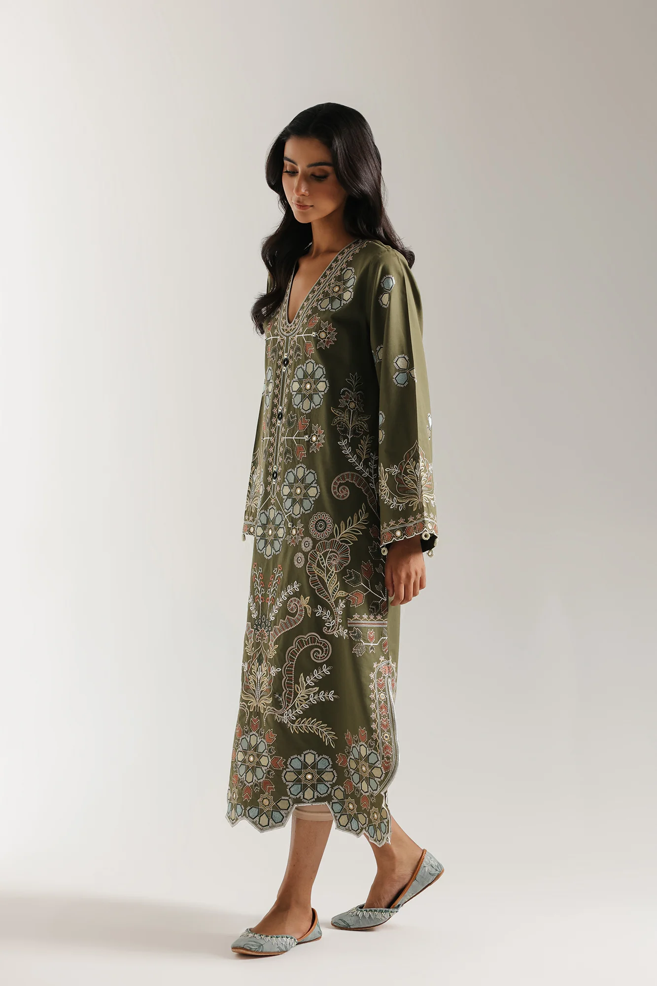 EMBROIDERED SHIRT (E3630/103/725) - Image 3