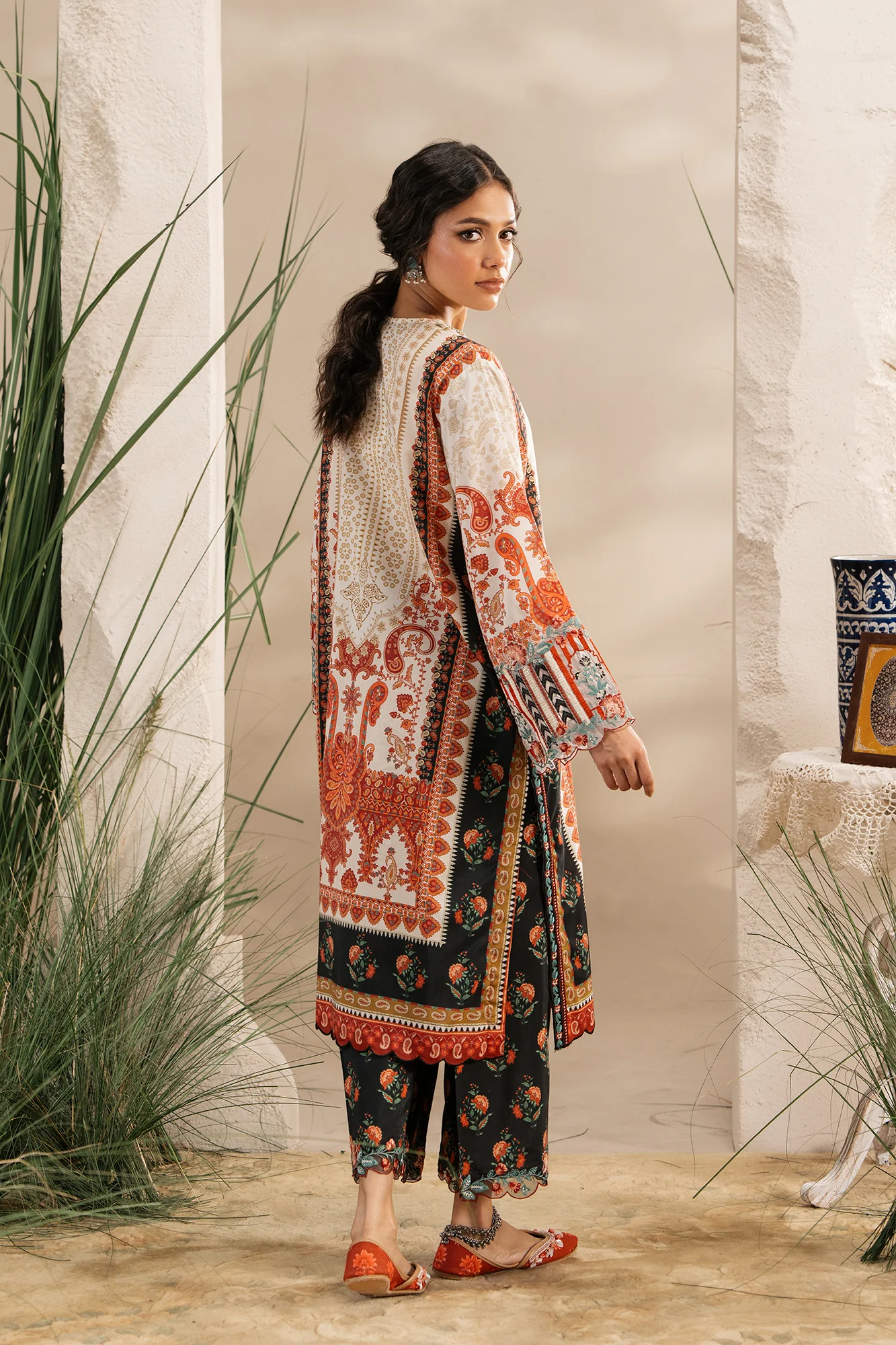 EMBROIDERED SUIT (E3470/103/003) - Image 4