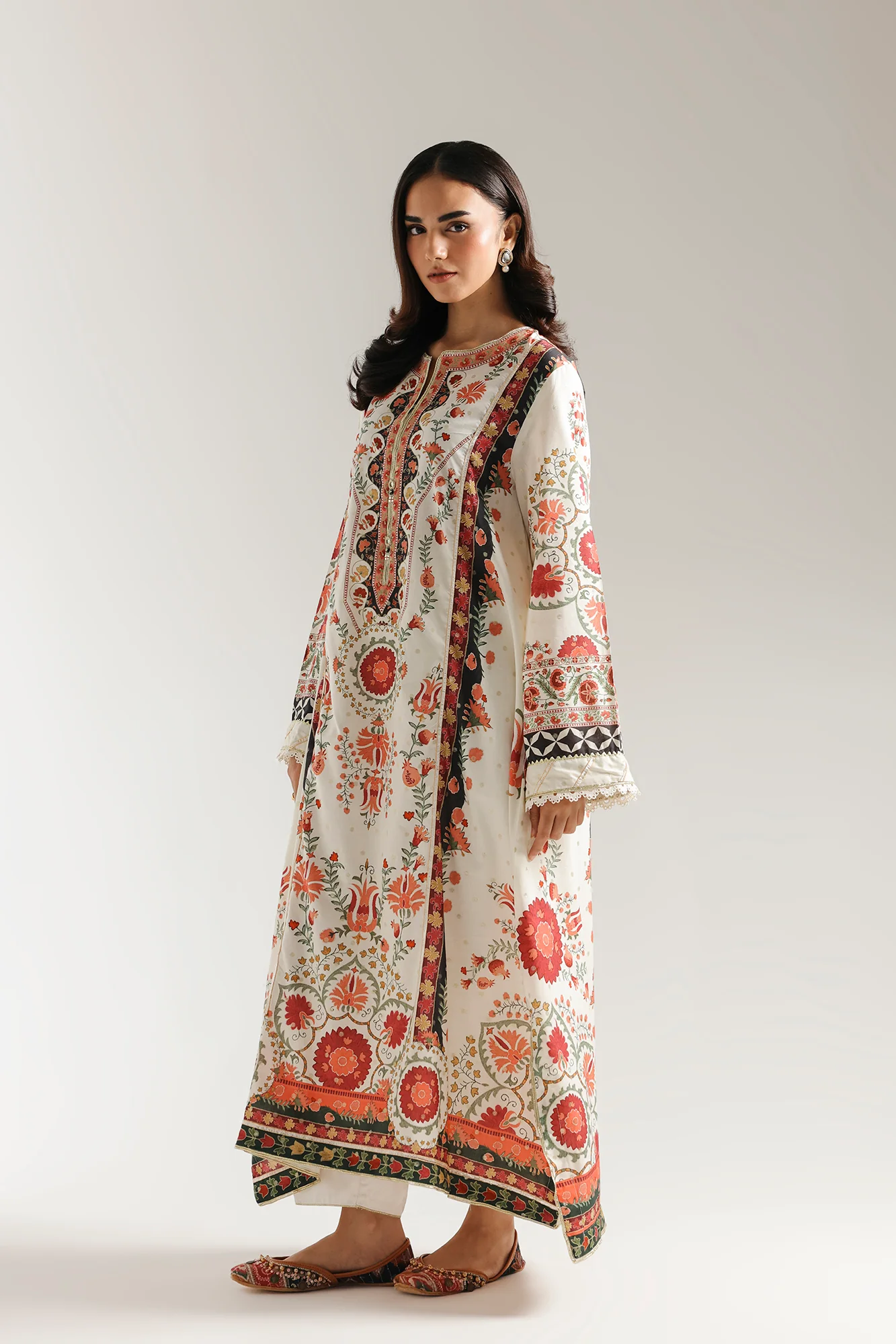 EMBROIDERED SUIT (E3484/103/005) - Image 3