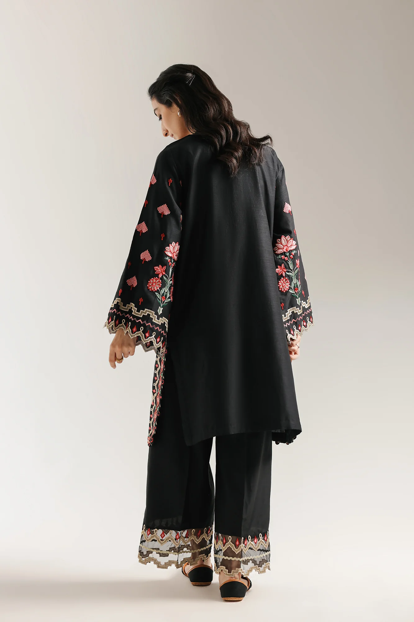 EMBROIDERED SUIT (E3518/103/902) - Image 3