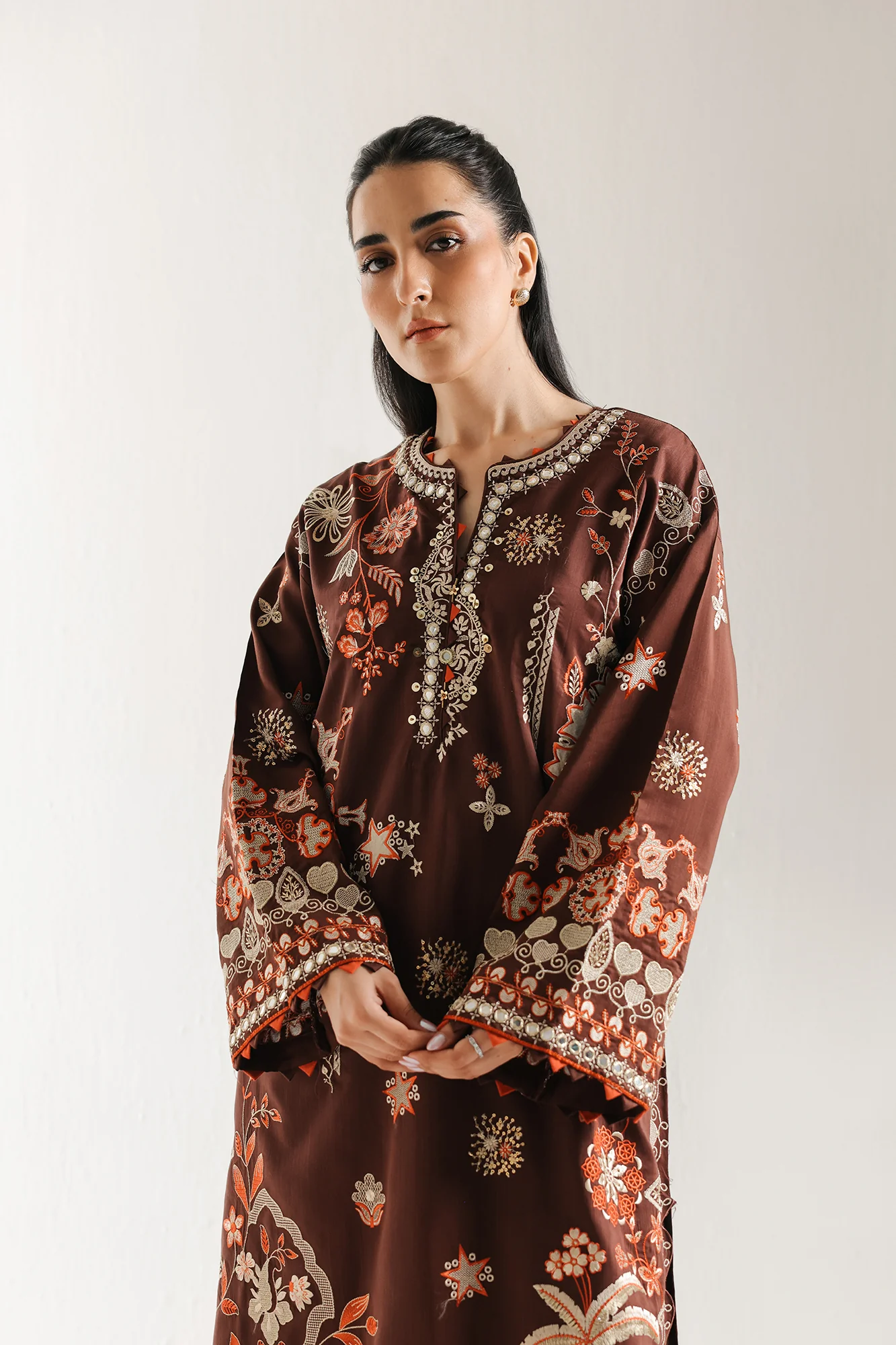 EMBROIDERED SUIT (E3519/103/823) - Image 4