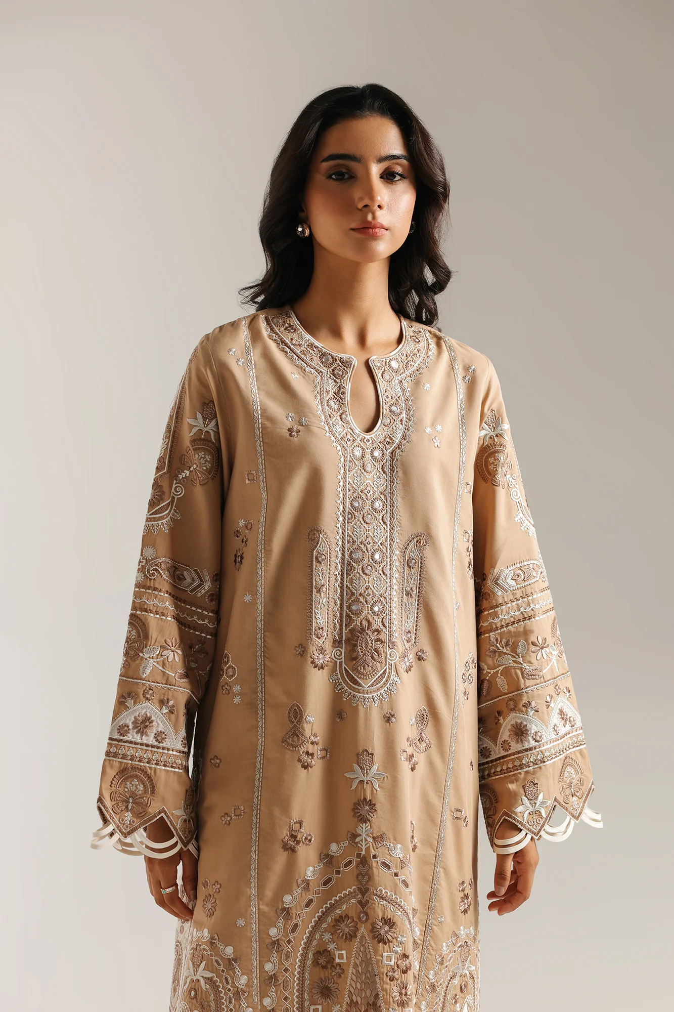 EMBROIDERED SUIT (E3614/103/007) - Image 4