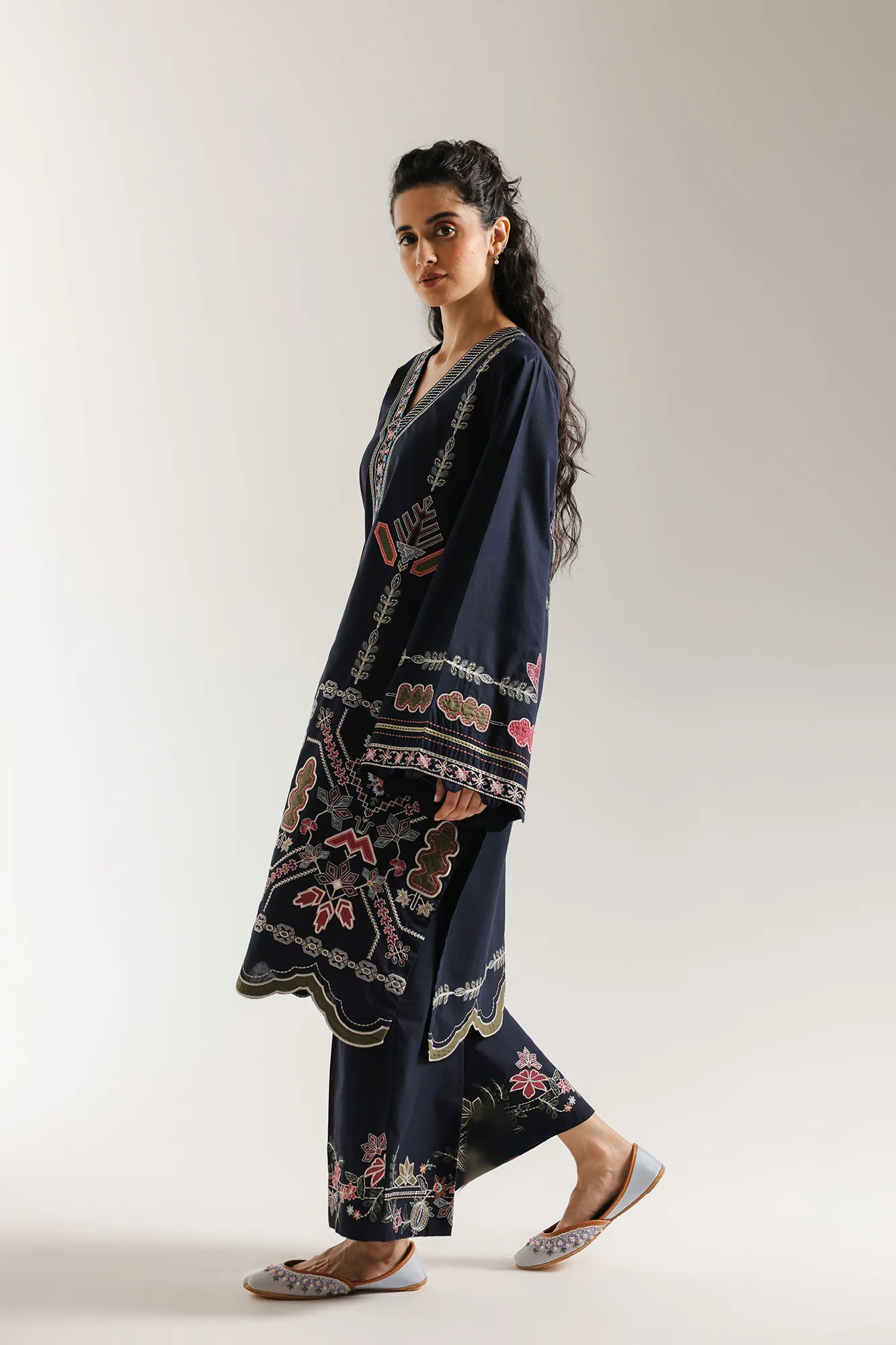 EMBROIDERED SUIT (E3629/103/624) - Image 3