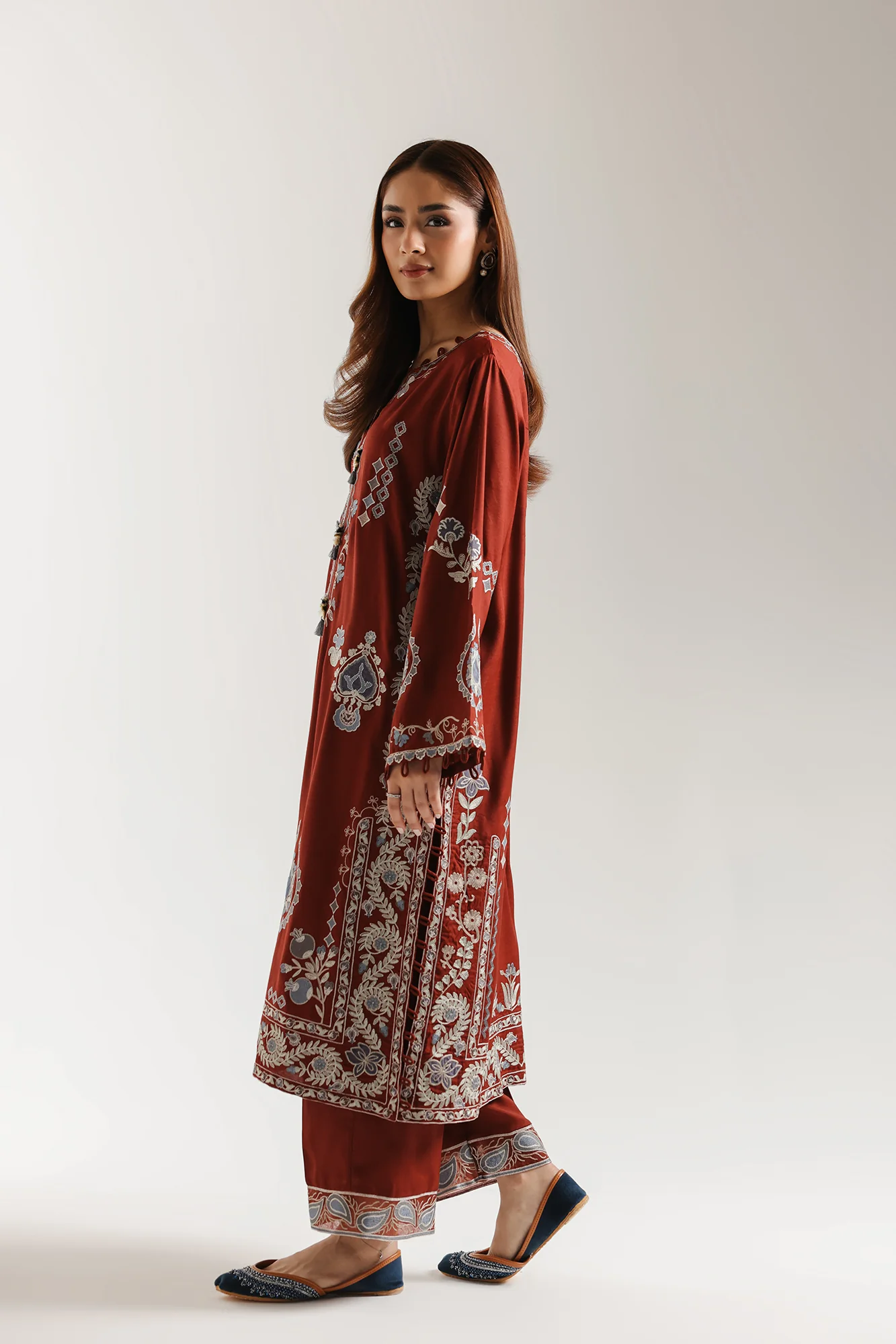 EMBROIDERED SUIT (E3662/103/310) - Image 2