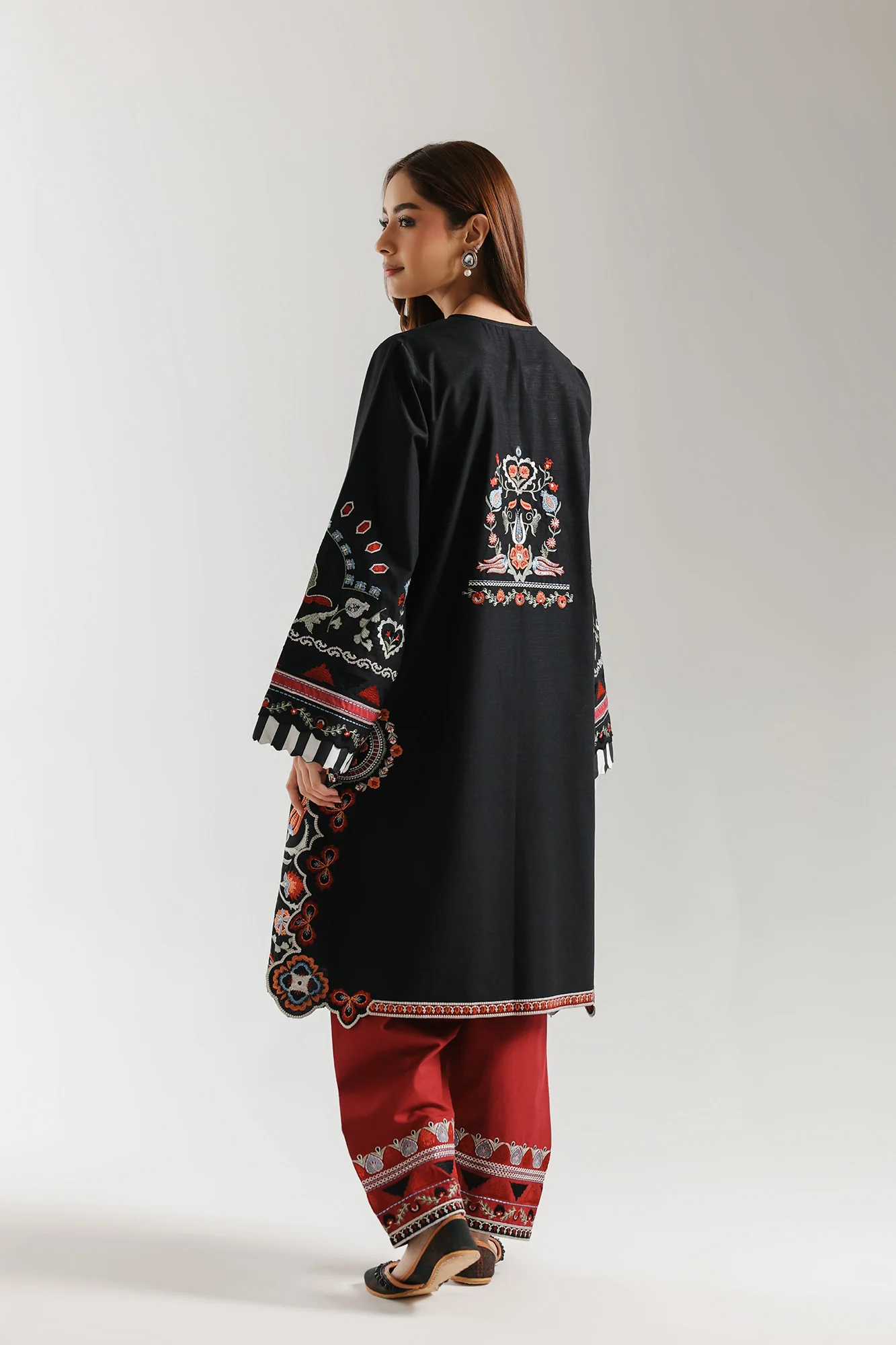 EMBROIDERED SUIT (E3676/103/902) - Image 3