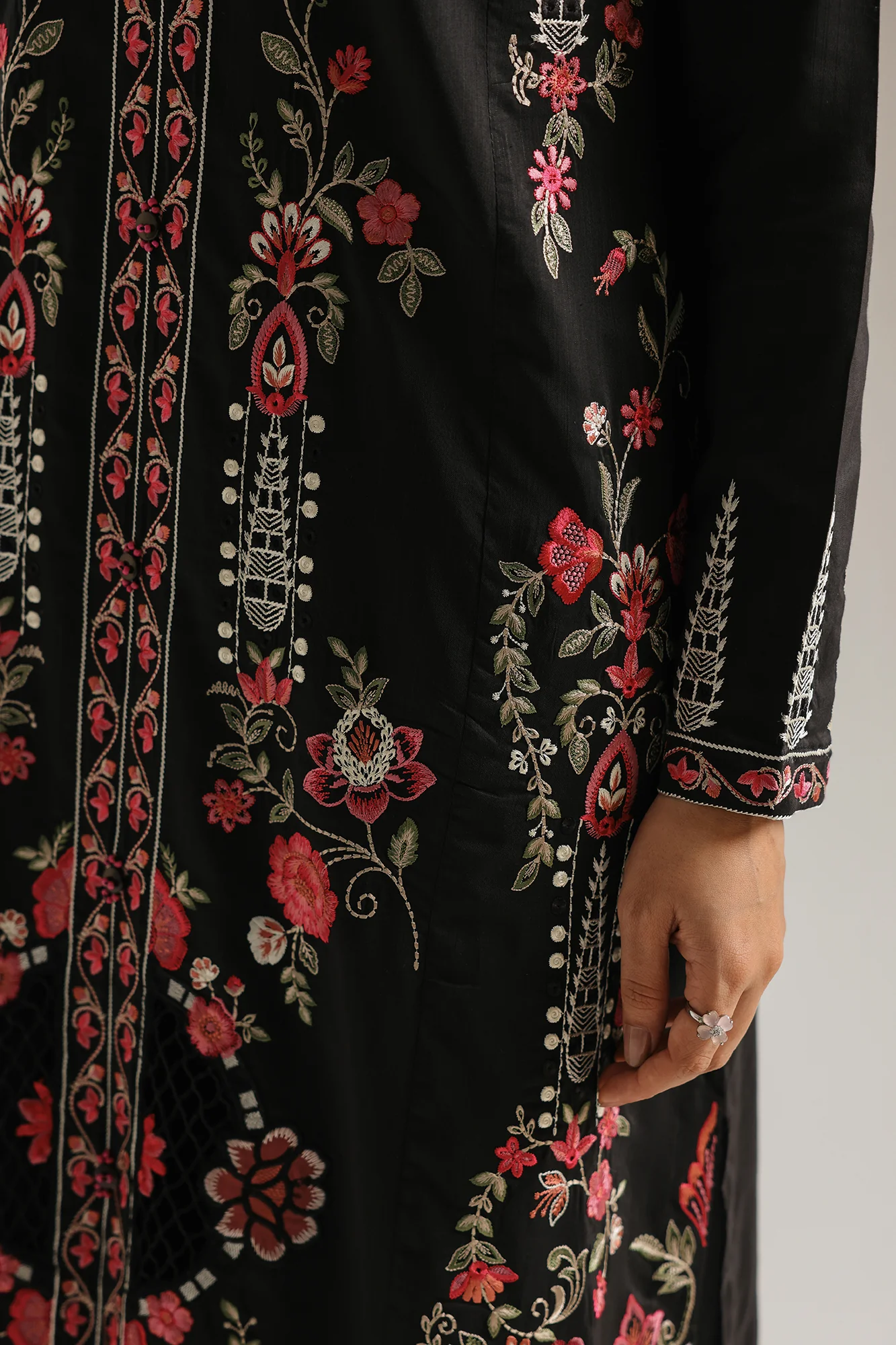 EMBROIDERED SUIT (E4013/103/901) - Image 6