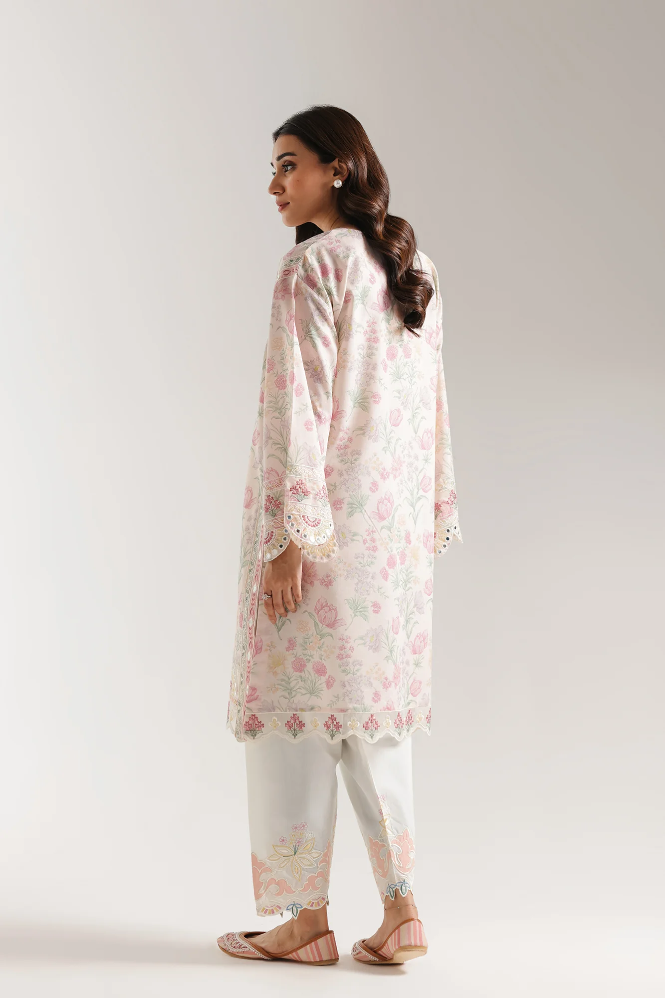 EMBROIDERED SUIT (E4127/103/316) - Image 3