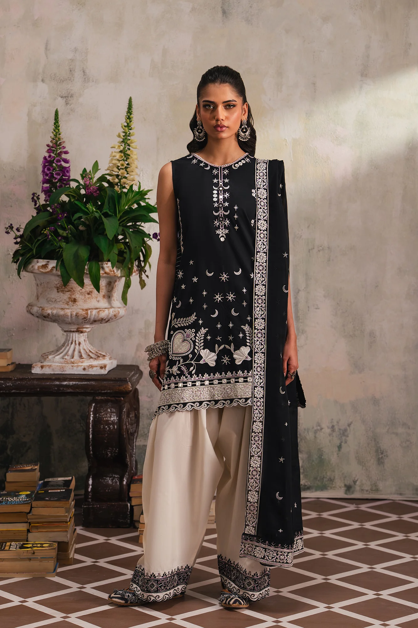 EMBROIDERED SUIT (E4153/103/901) - Image 2