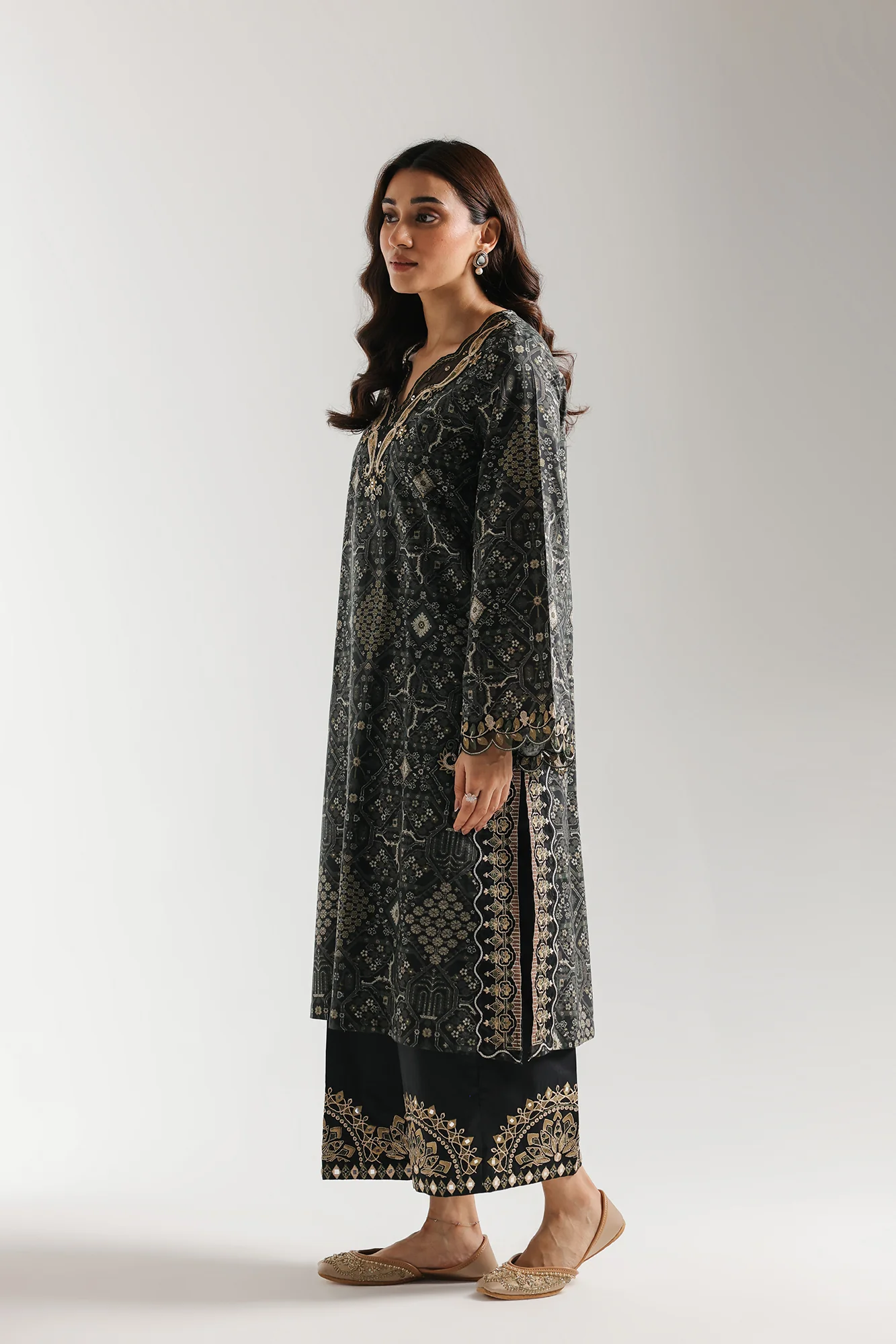 EMBROIDERED SUIT (E4171/103/902) - Image 3