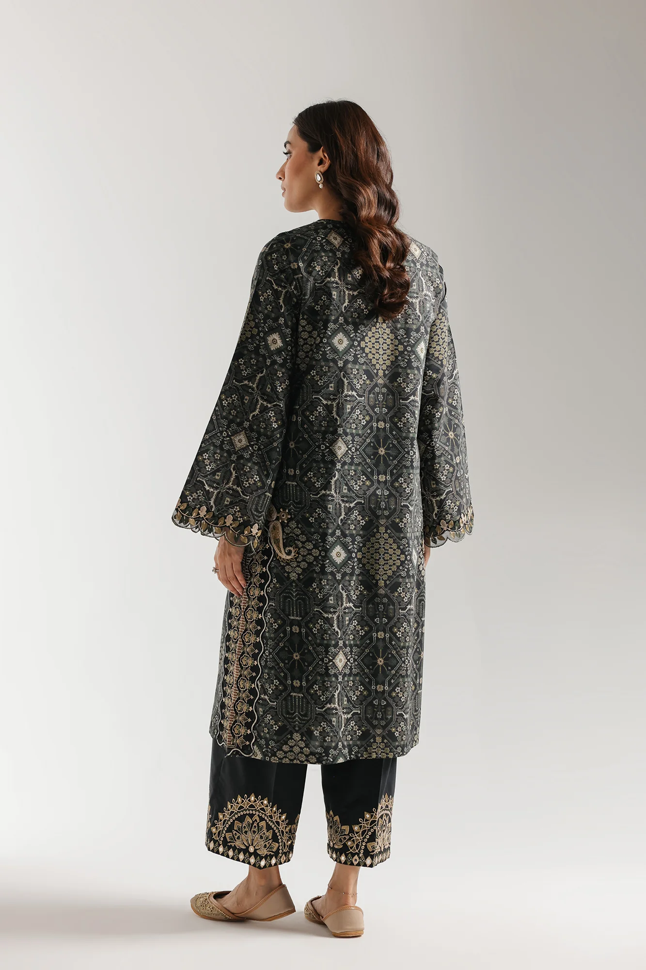EMBROIDERED SUIT (E4171/103/902) - Image 4