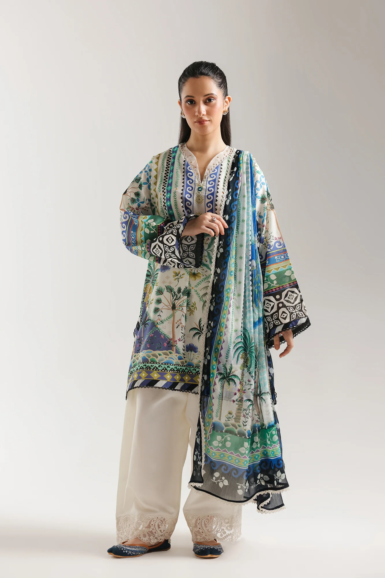 EMBROIDERED SUIT (E4178/103/005) - Image 2