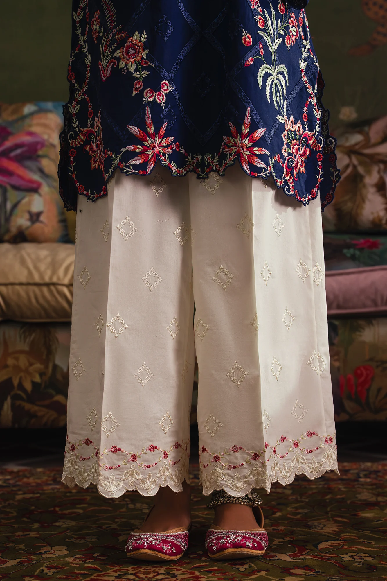 EMBROIDERED SUIT (E4212/103/622) - Image 7