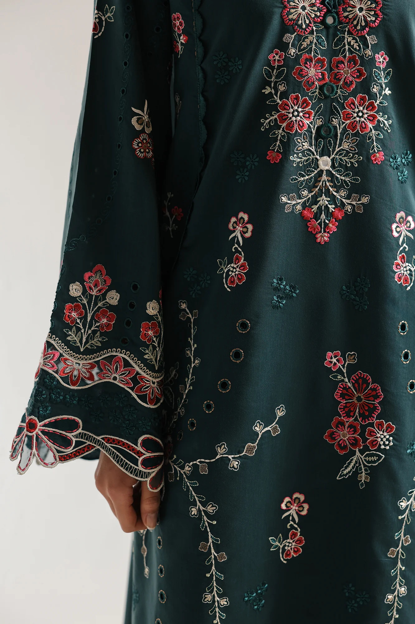 EMBROIDERED SUIT (E4240/103/704) - Image 6