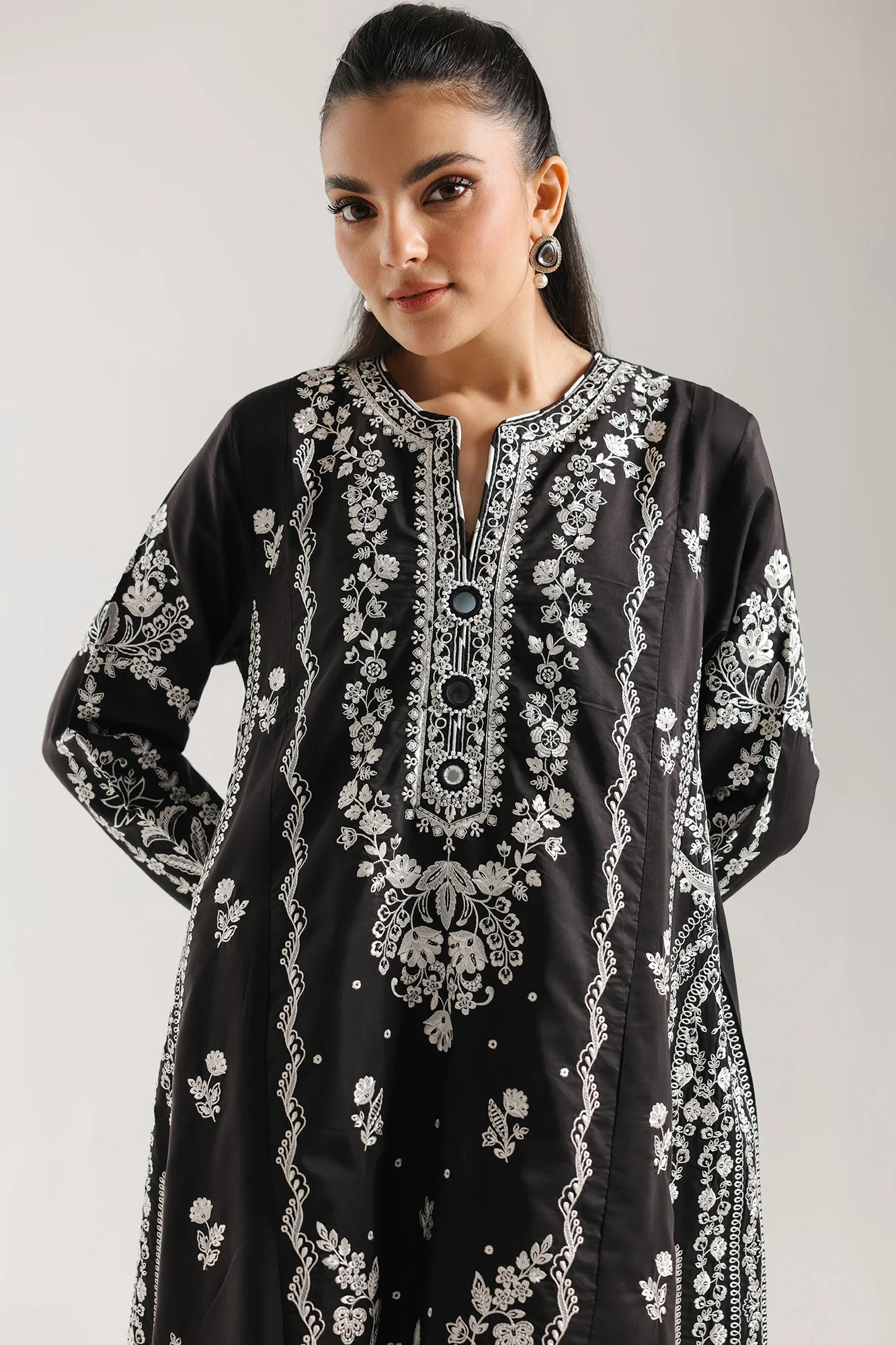 EMBROIDERED SUIT (E4333/103/901) - Image 5