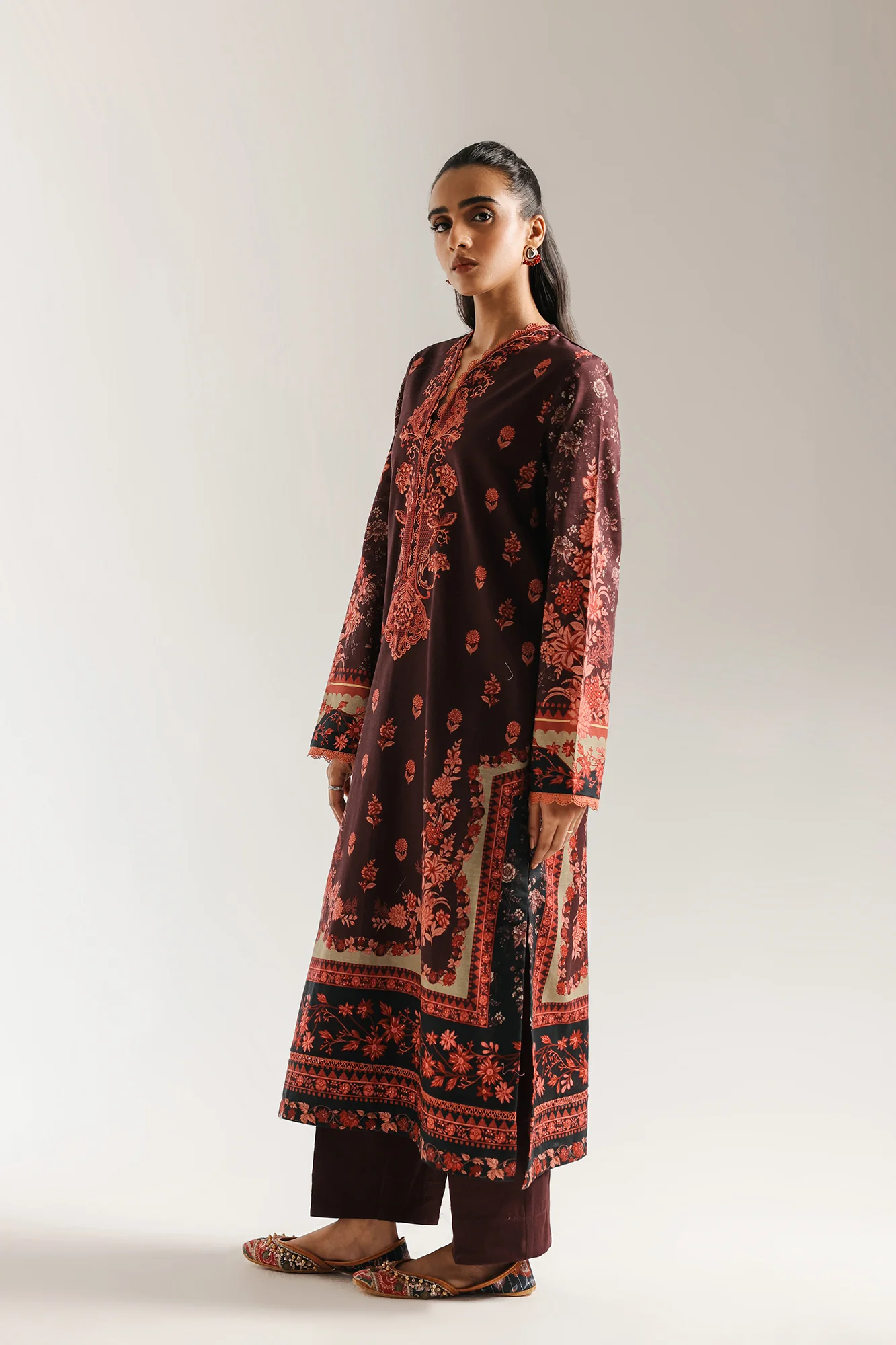 EMBROIDERED SUIT (E0740/203/304) - Image 4