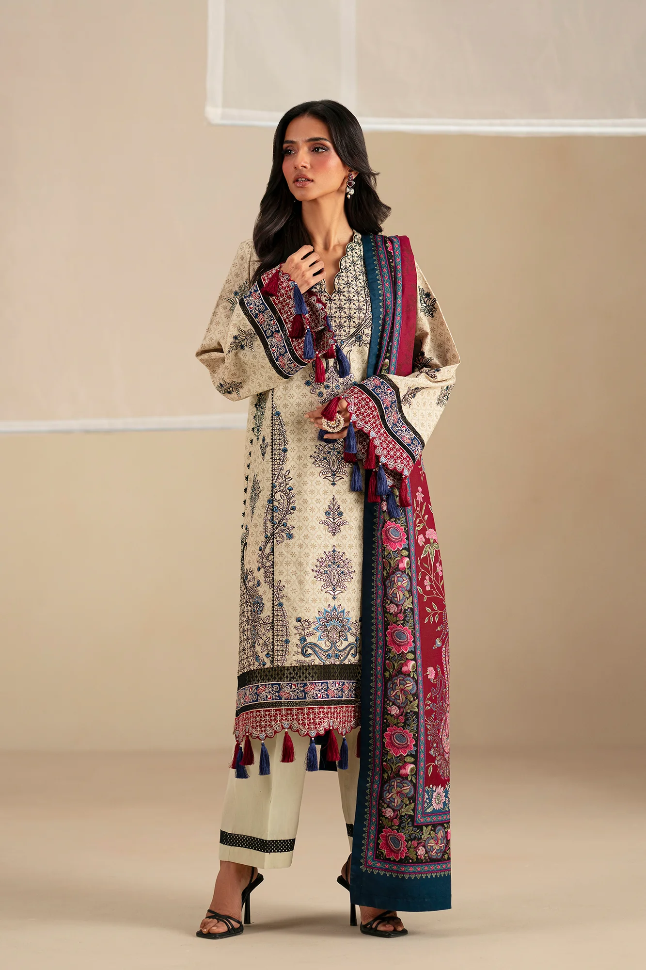 EMBROIDERED SUIT (E0797/203/112) - Image 3