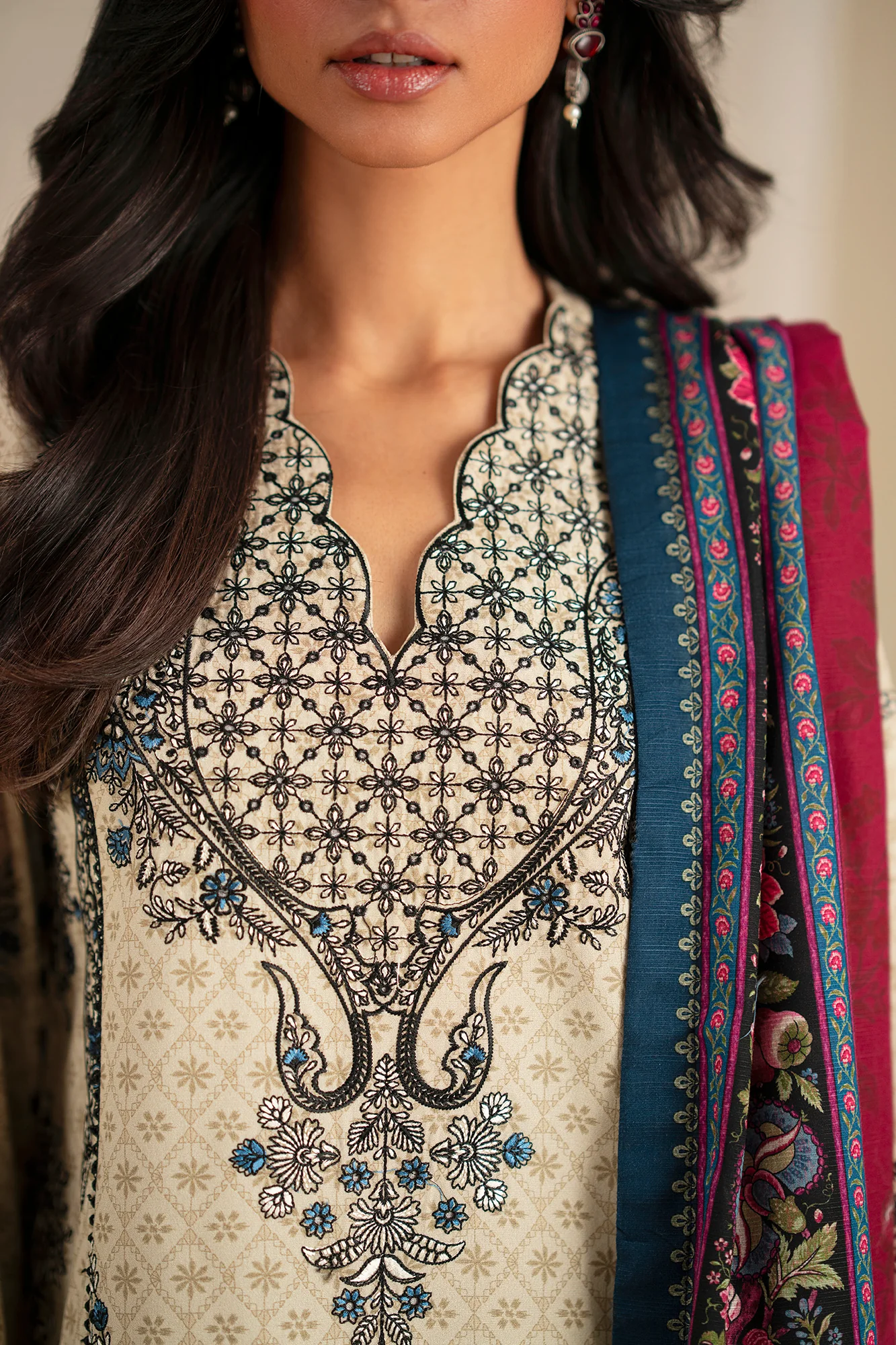 EMBROIDERED SUIT (E0797/203/112) - Image 5