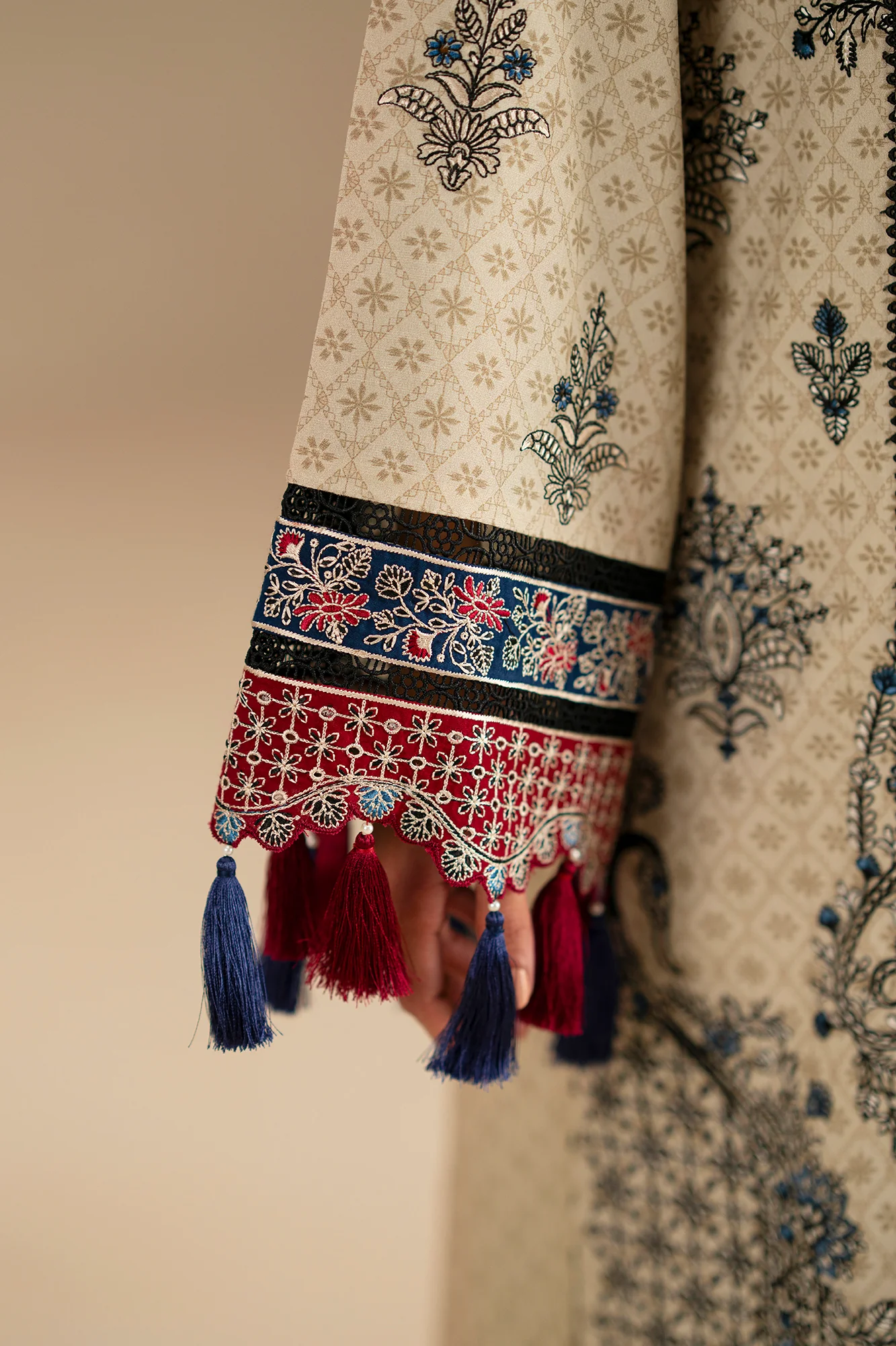 EMBROIDERED SUIT (E0797/203/112) - Image 6